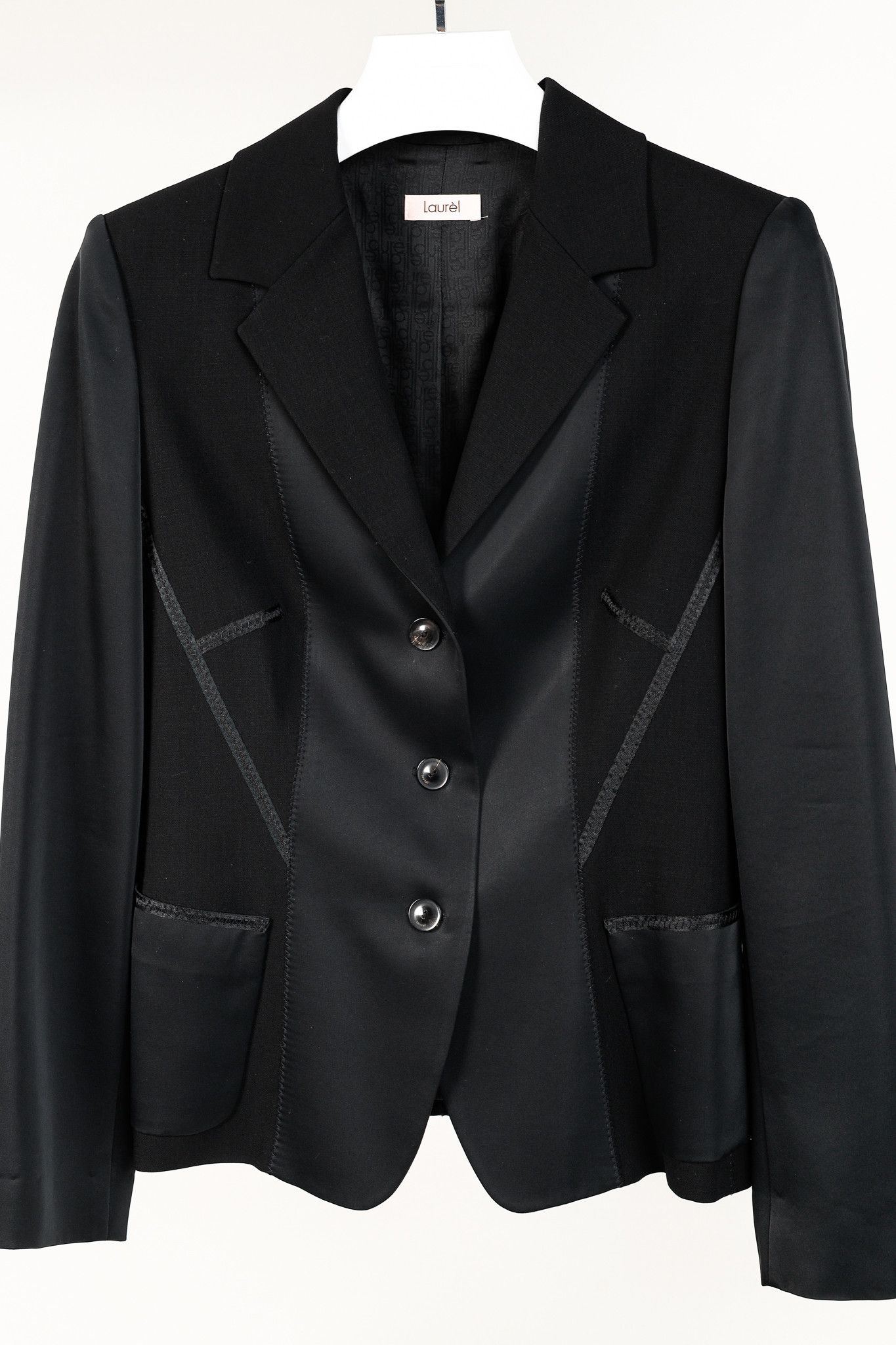 Laurel Laurel Black Wool & Satin Trim-Detail Blazer Size M / US 6-8 / IT 42-44 - 3 Thumbnail