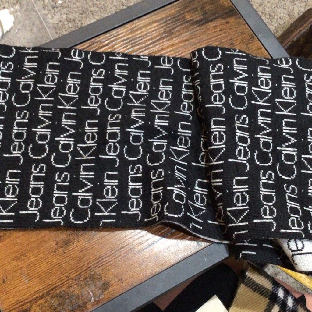Calvin Klein Calvin Klein Jean Monogram Logo Wool Scarf Size ONE SIZE - 1 Thumbnail