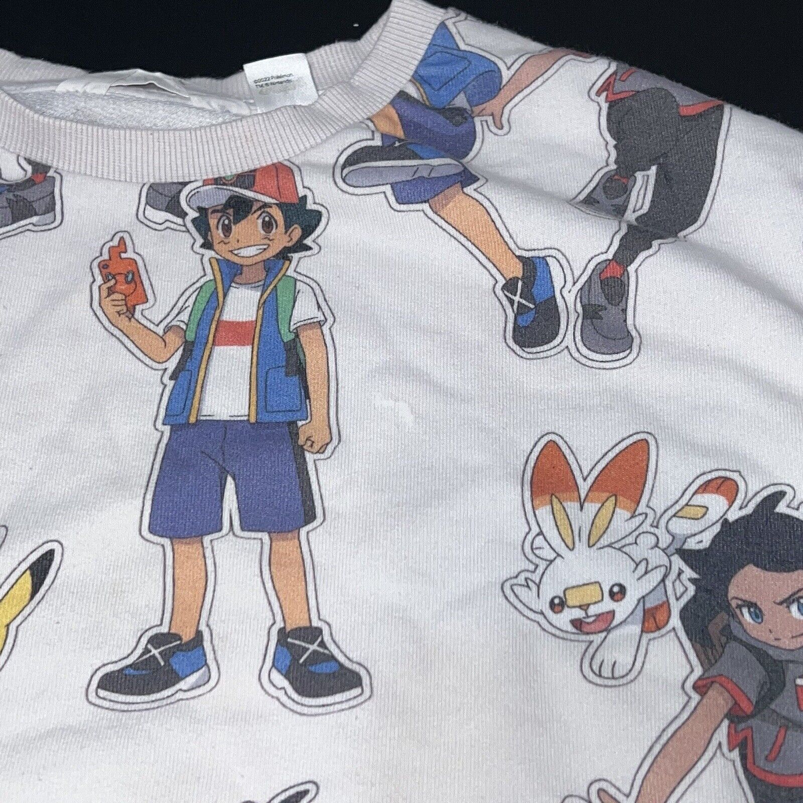 H&M H&M x Pokemon Crew Neck Men’s Size Large Youth 20 Size US L / EU 52-54 / 3 - 2 Thumbnail