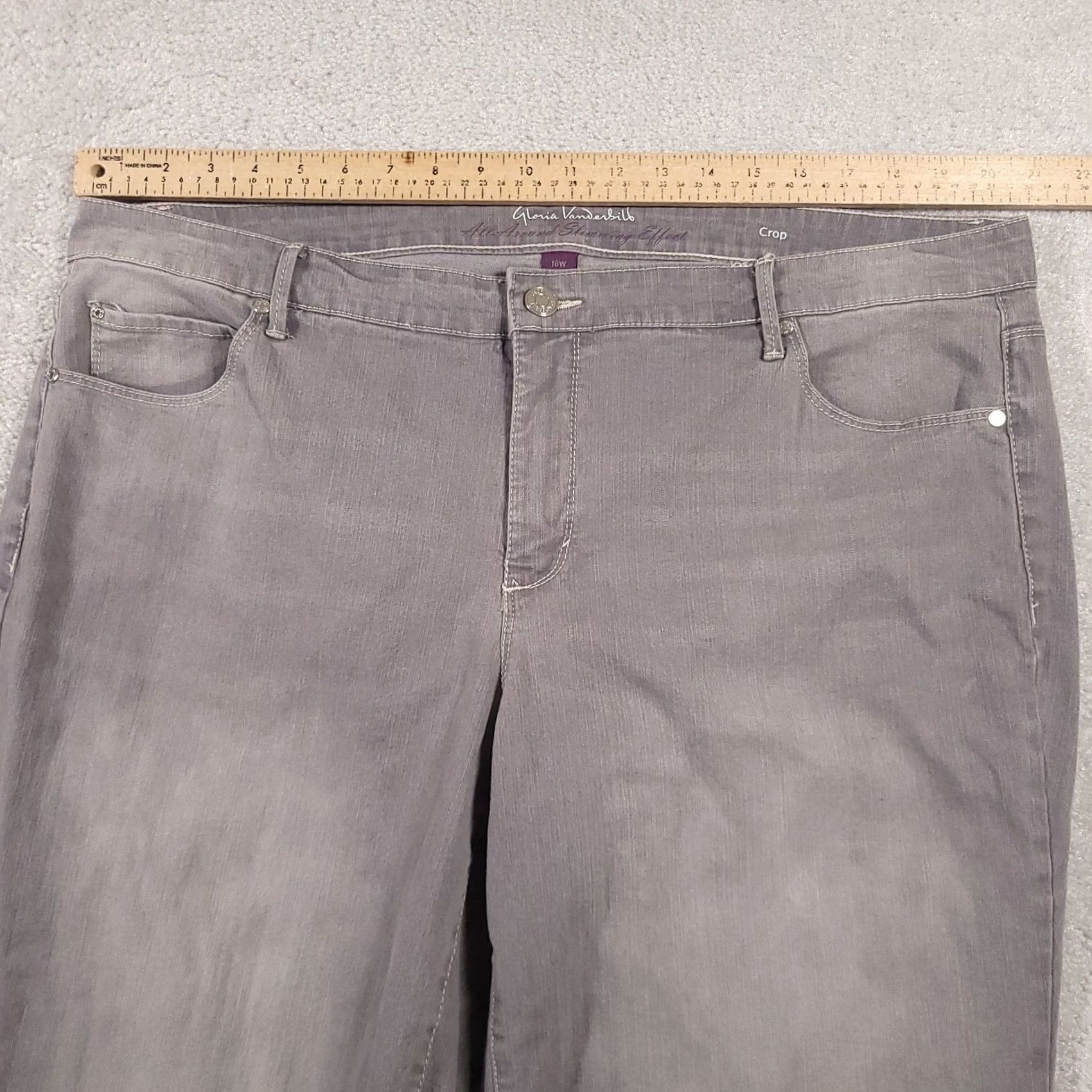 Gloria Vanderbilt Gloria Vanderbilt All Around Slimming Effect Crop Jeans Women's 18W Gray Stretch Denim Cropped 27 In Inseam Womens Size 40" / US 18 - 5 Thumbnail