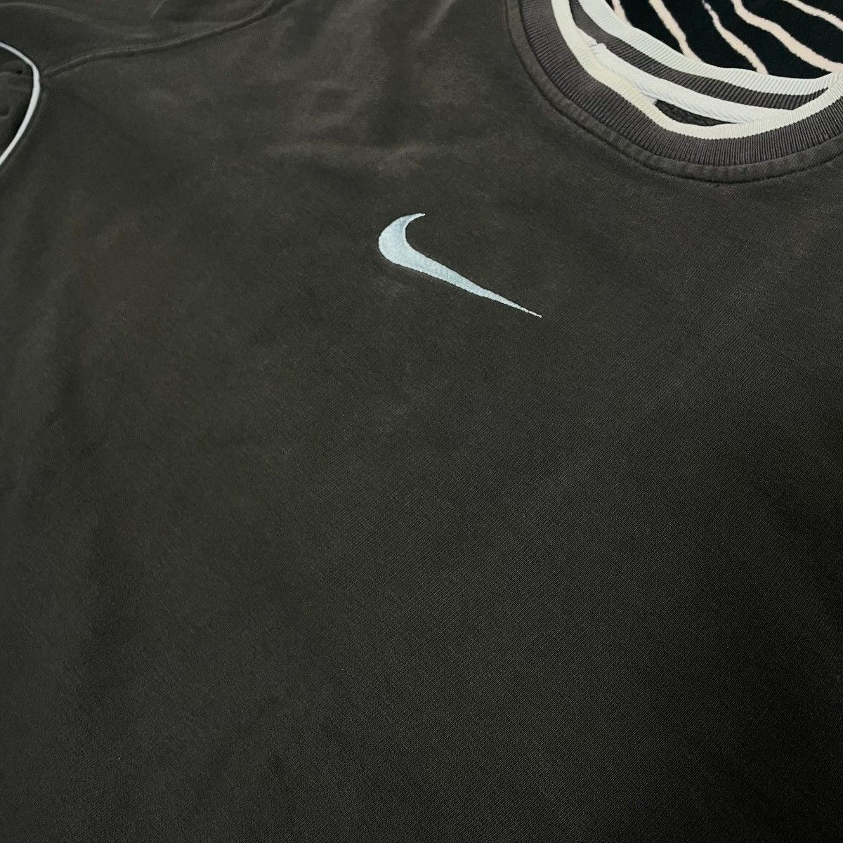 Nike × Vintage 90’S Vintage sweatshirt Nike Streetwear Central logo swoosh Size US M / EU 48-50 / 2 - 4 Thumbnail