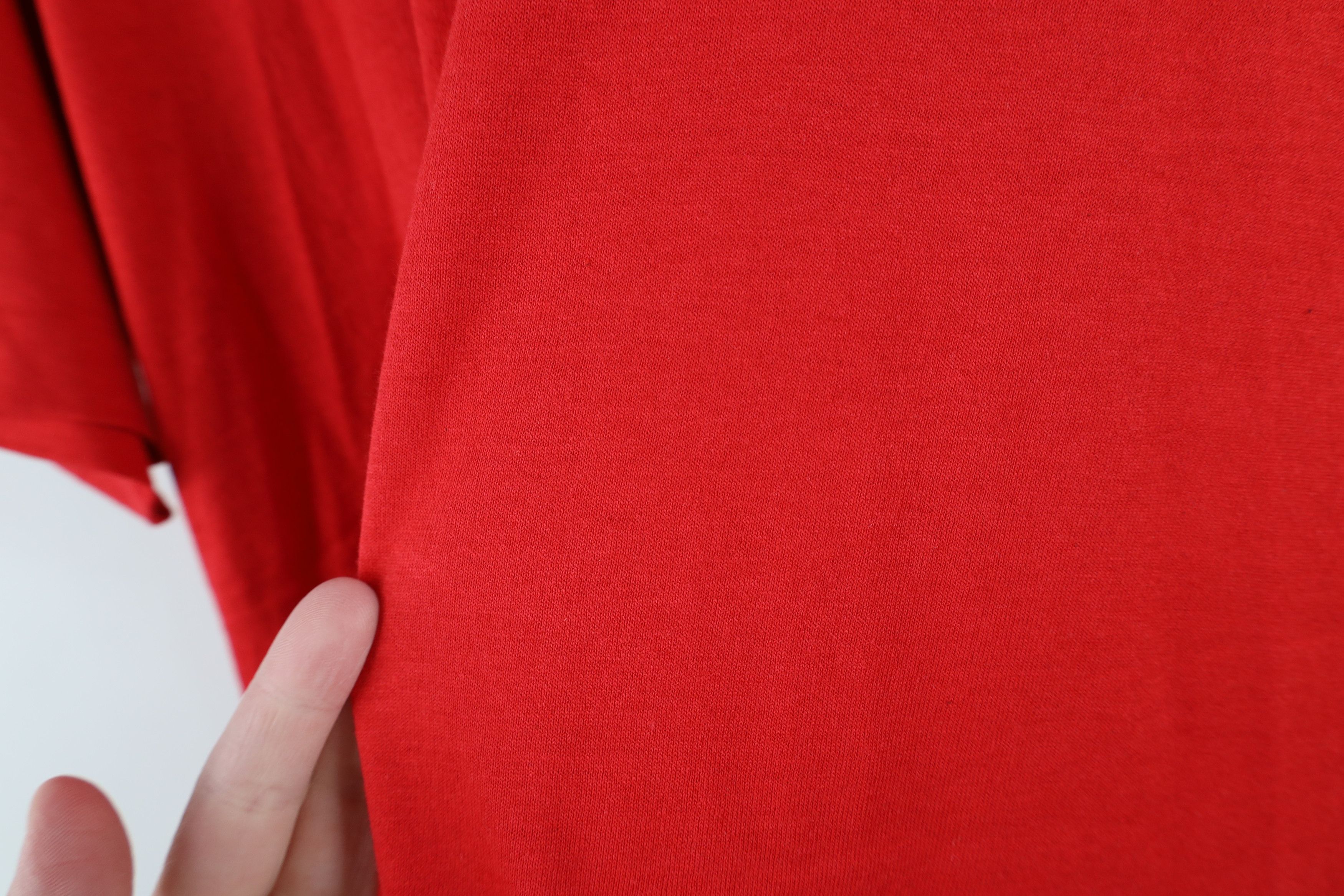 Vintage Vintage 90s Streetwear Blank Heavyweight T-Shirt Red USA Size US XL / EU 56 / 4 - 6 Thumbnail