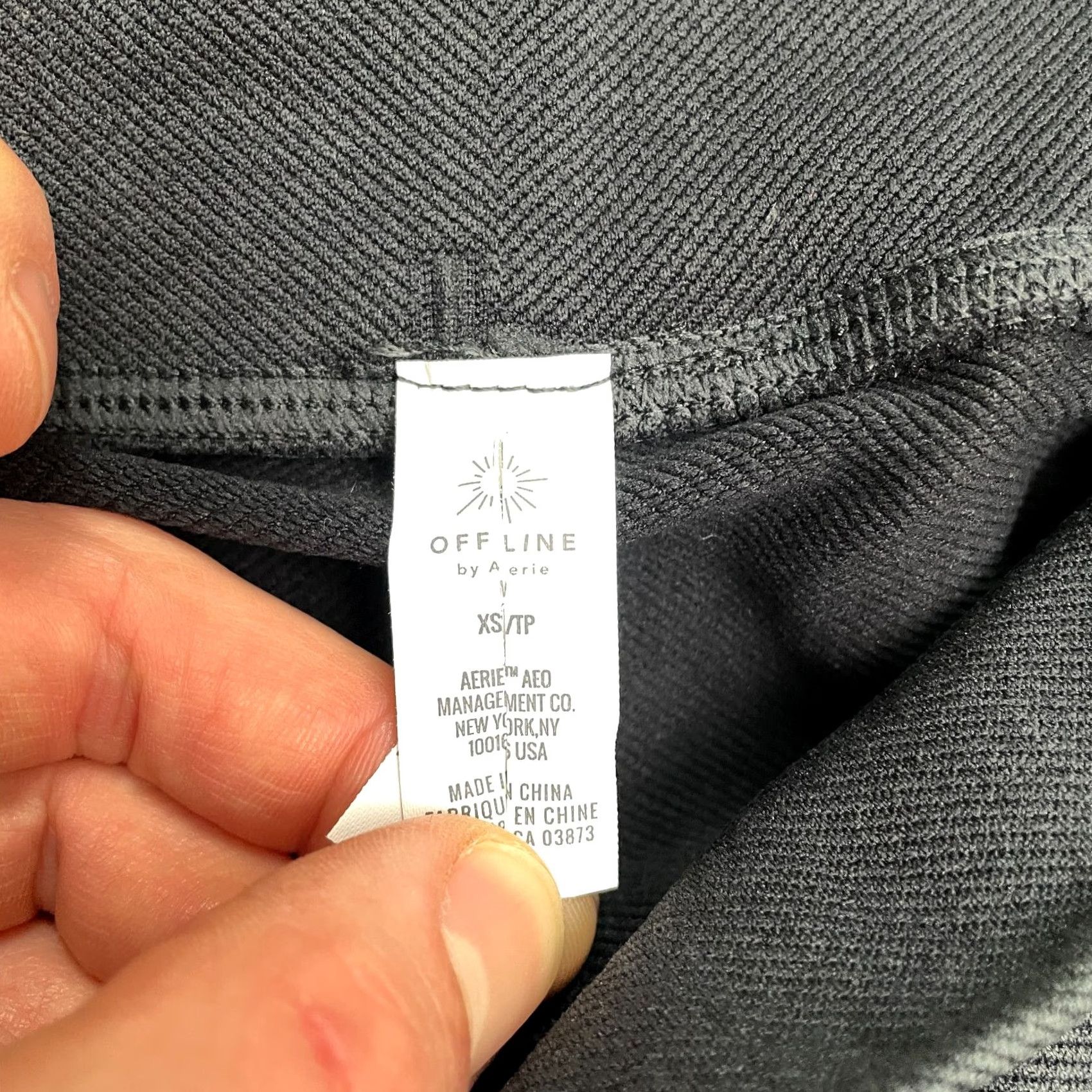 Vintage Offline Aerie Cropped Leggings Womens XS Dark Gray Stripe Active Yoga 24x22.5 Size 26" / US 2 / IT 38 - 4 Thumbnail