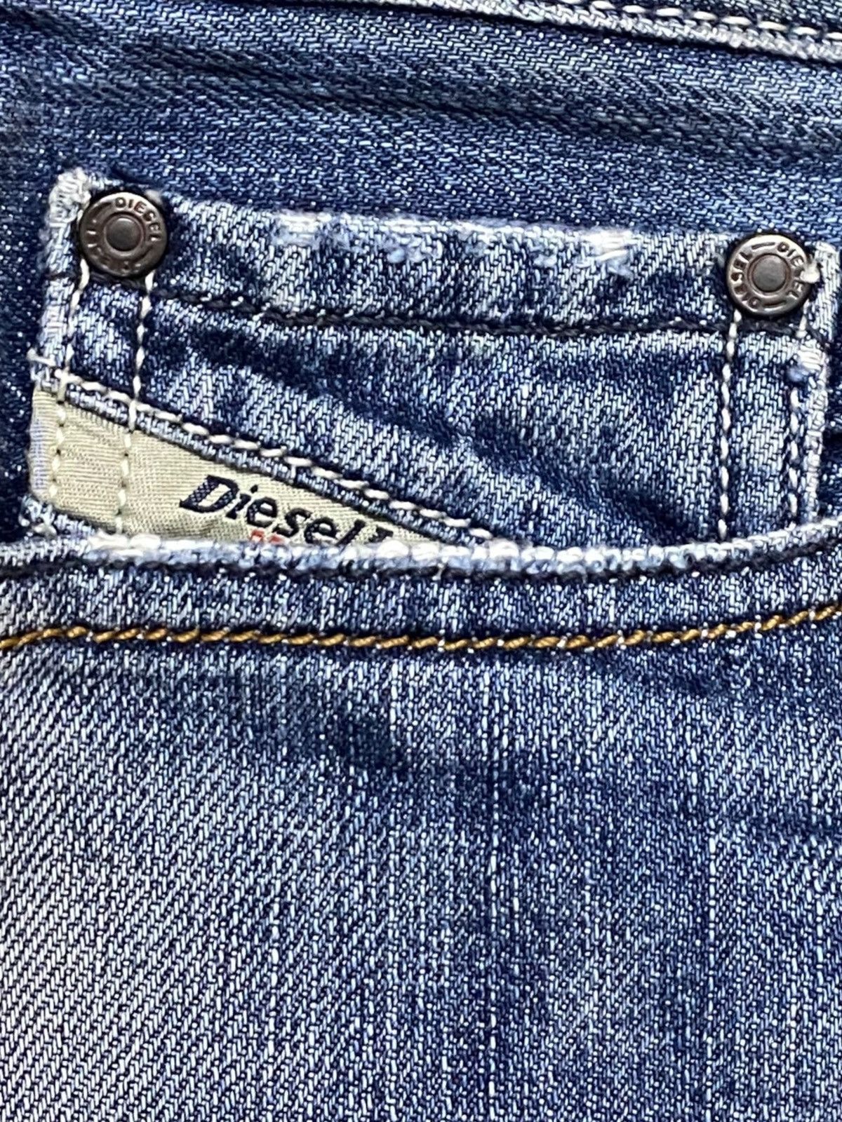Diesel Black Gold Vintage Diesel Jeans Safado Full Button Distressed Rock Size US 32 / EU 48 - 15 Thumbnail
