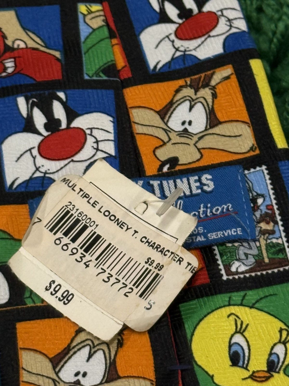 Warner Bros RARE Vintage 1997 Looney Toons Stamp Collection Neck Tie Size ONE SIZE - 3 Thumbnail