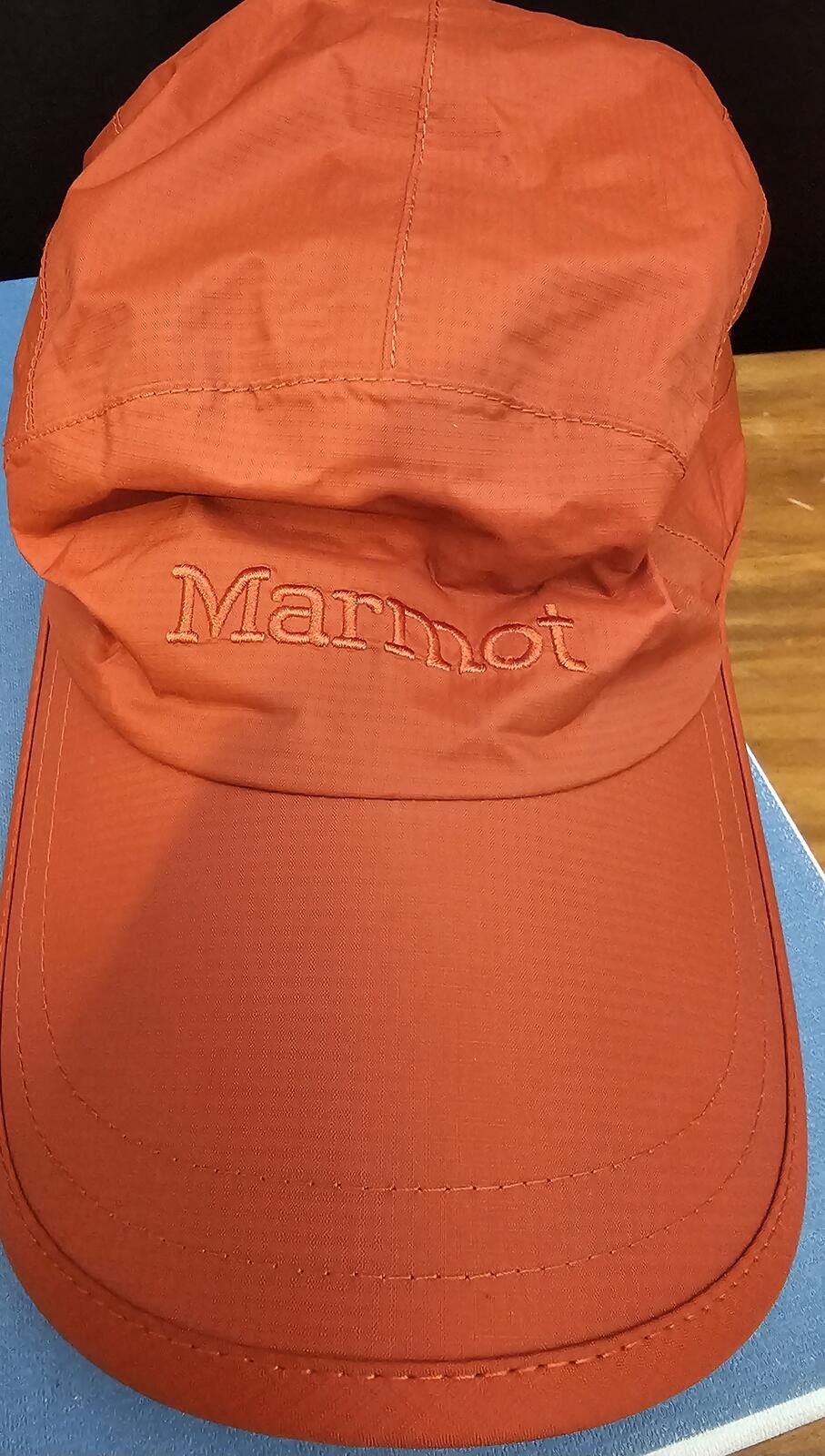 Marmot NWOT Marmot Hat Women Men One Size Running Mesh Lining Size US M / EU 48-50 / 2 - 1 Thumbnail