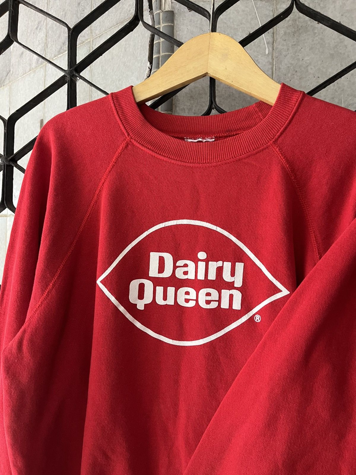 Vintage RARE Dairy Queen Vintage Crewneck 80s Size US XL / EU 56 / 4 - 4 Thumbnail