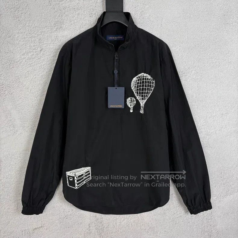 Louis Vuitton Louis Vuitton Black Half Zip Embroidered Hot Air Balloon T Size US L / EU 52-54 / 3 - 1 Thumbnail