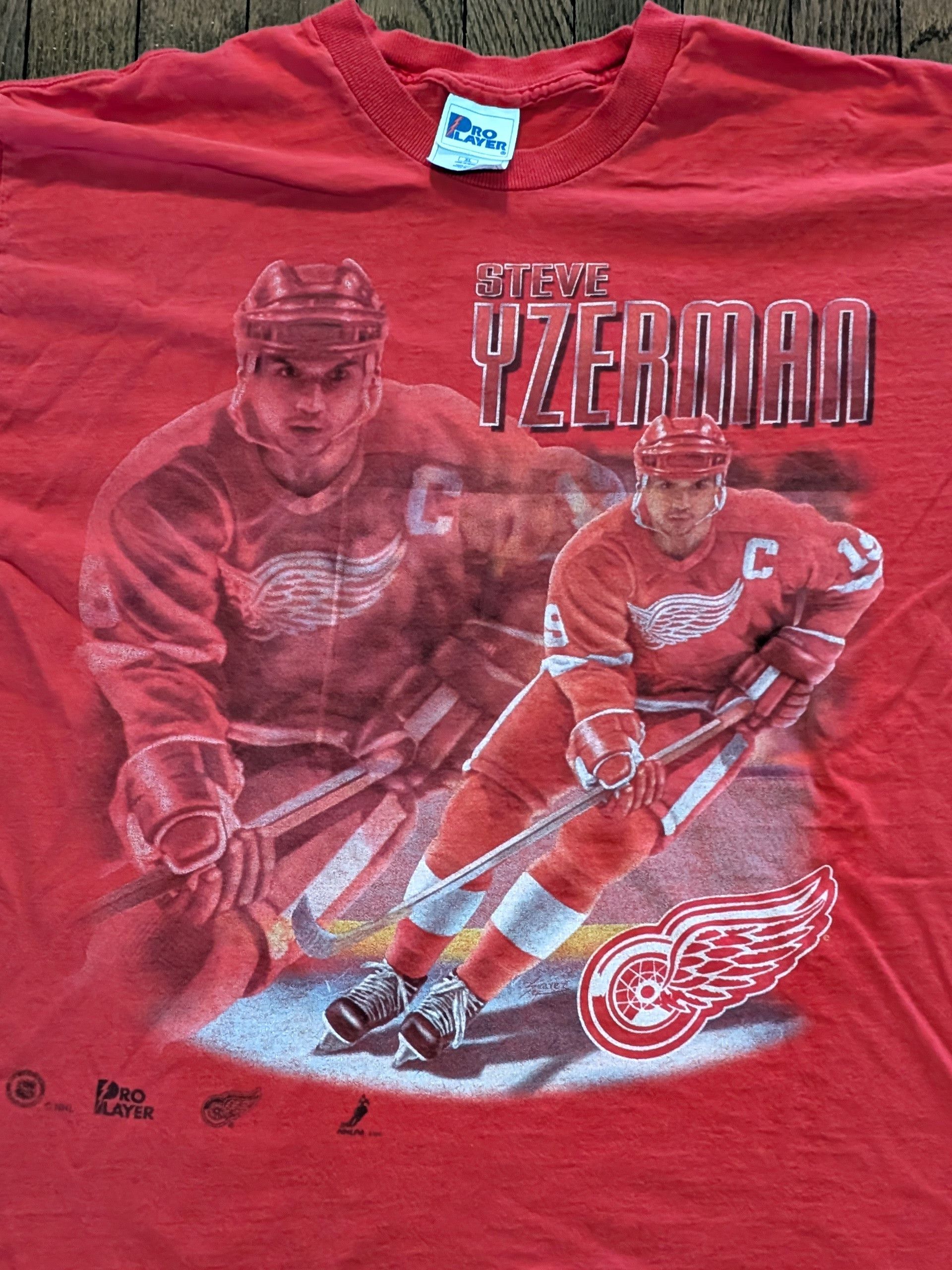 Pro Player Steve Yzerman Detroit Redwings Pro Player T-Shirt Size XL Size US XL / EU 56 / 4 - 2 Thumbnail