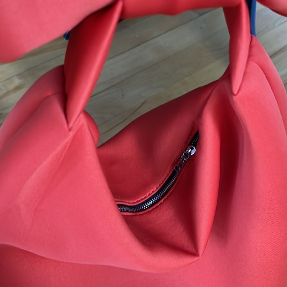Other Orange scuba fabric zipper closure large bow strap shoulder Size ONE SIZE - 3 Thumbnail