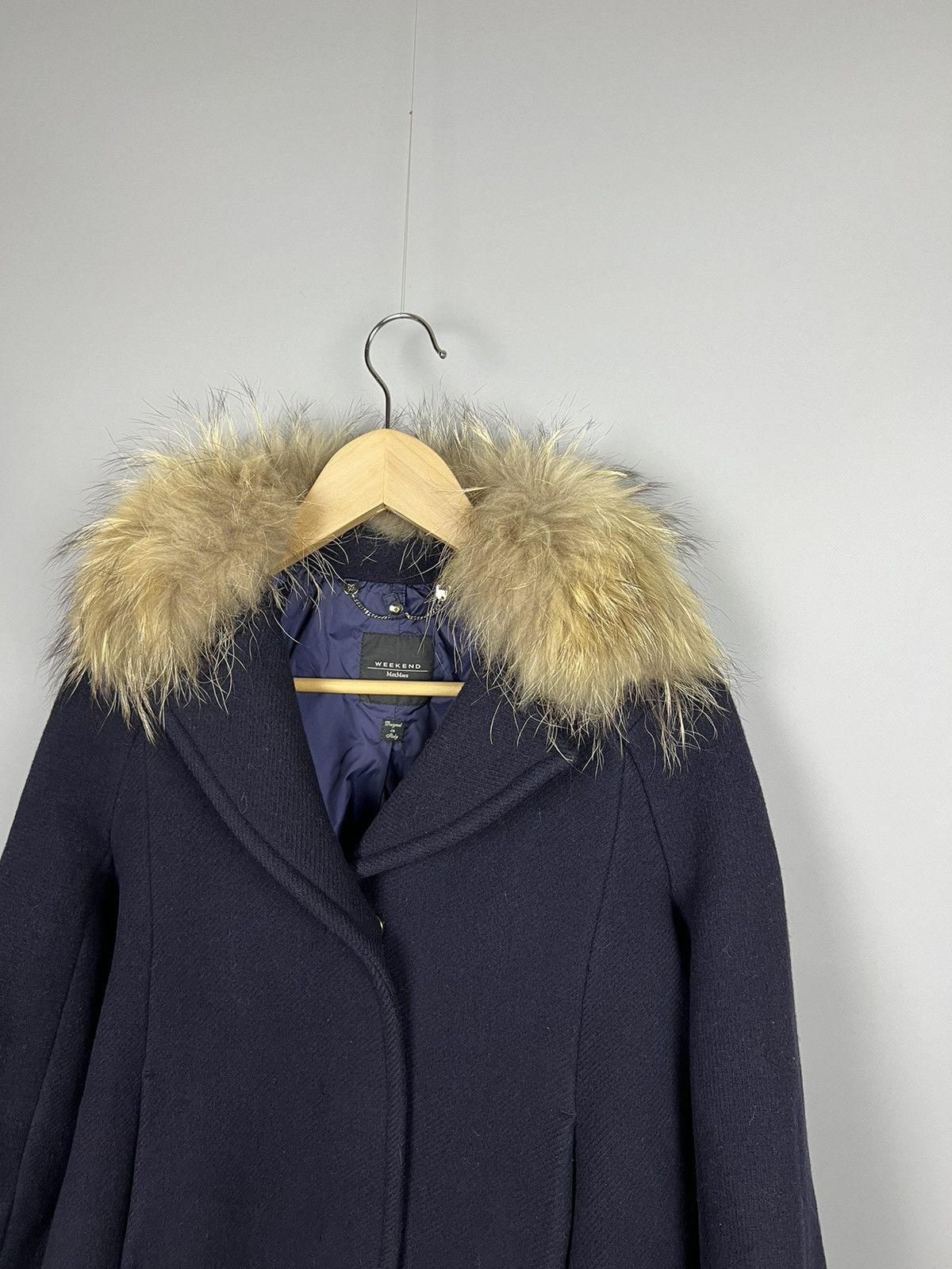 Max Mara Weekend Max Mara women's cropped coat 3/4 sleeve natural fur Size M / US 6-8 / IT 42-44 - 2 Thumbnail