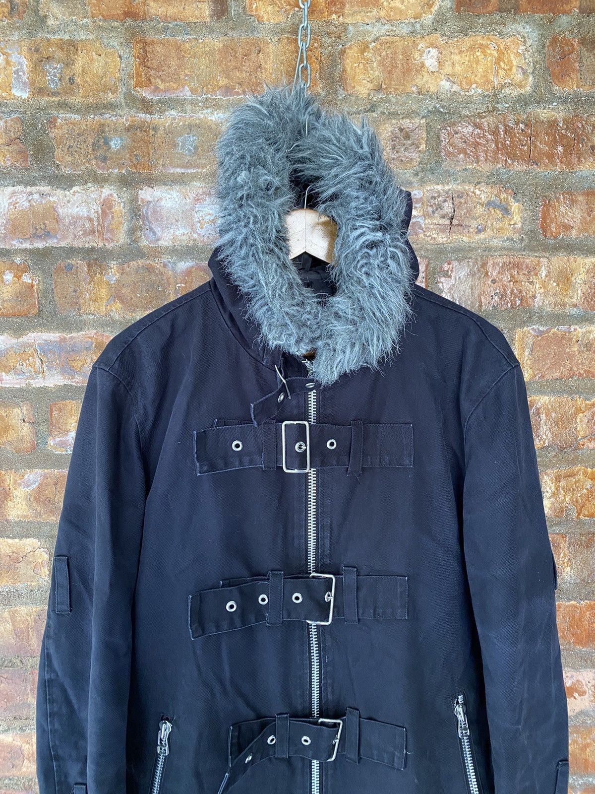 Japanese Brand 1990s Secret Agents Japan Cross Bondage fur Jacket YKK Size US L / EU 52-54 / 3 - 3 Thumbnail