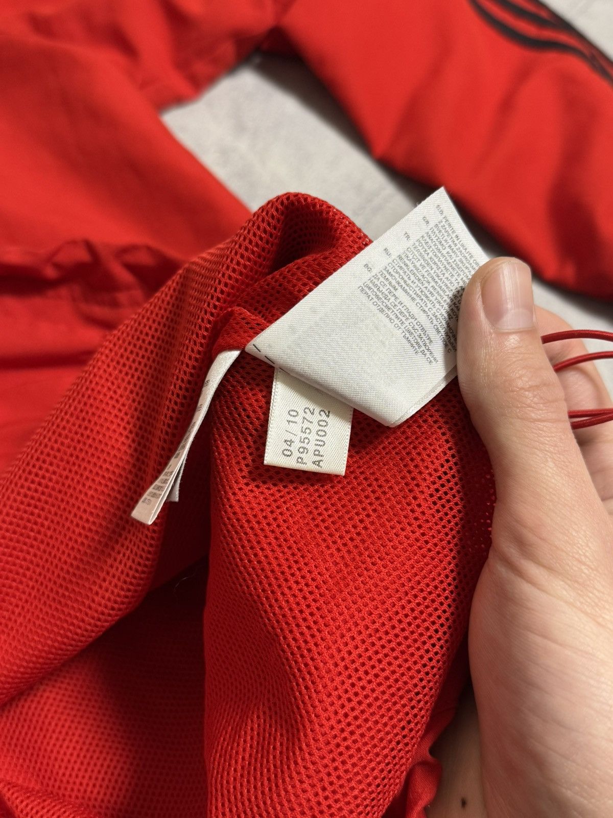Adidas × Vintage Vintage Adidas Liverpool 2010 red jacket windbreaker Size US S / EU 44-46 / 1 - 13 Thumbnail