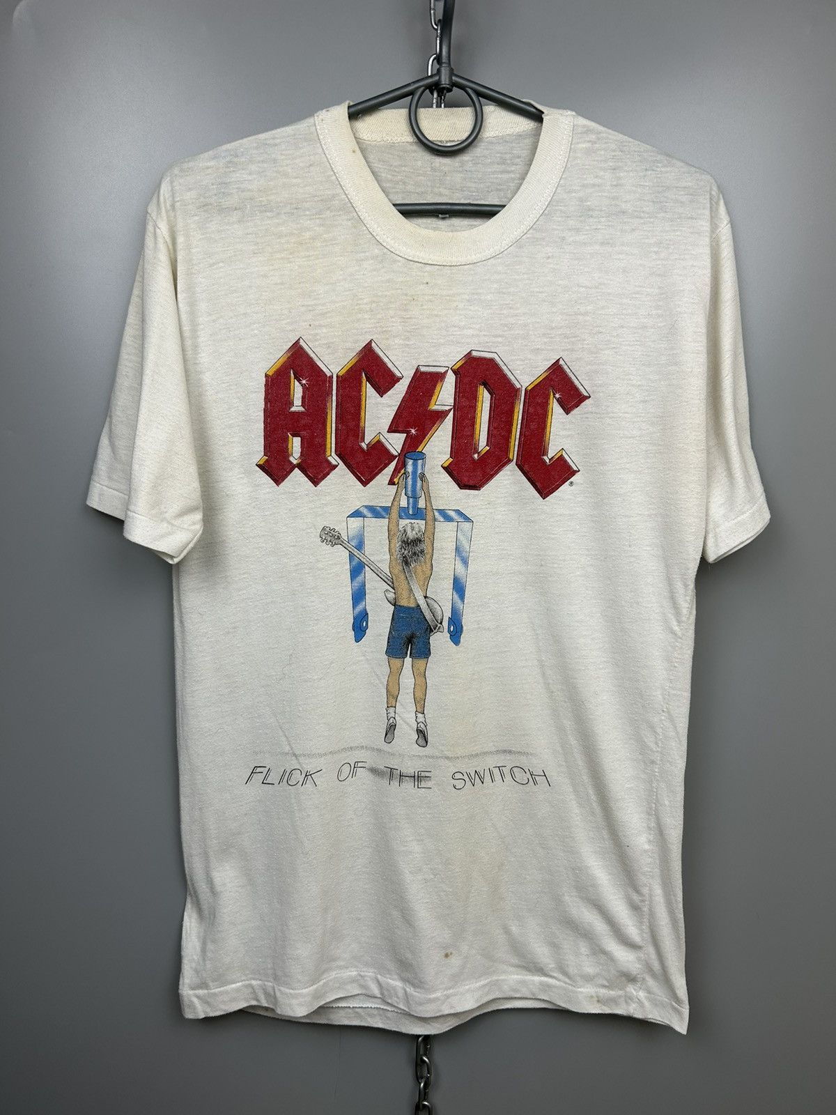 Vintage 80s AC/DC Flick Of The Switch Tour 1984 T shirt