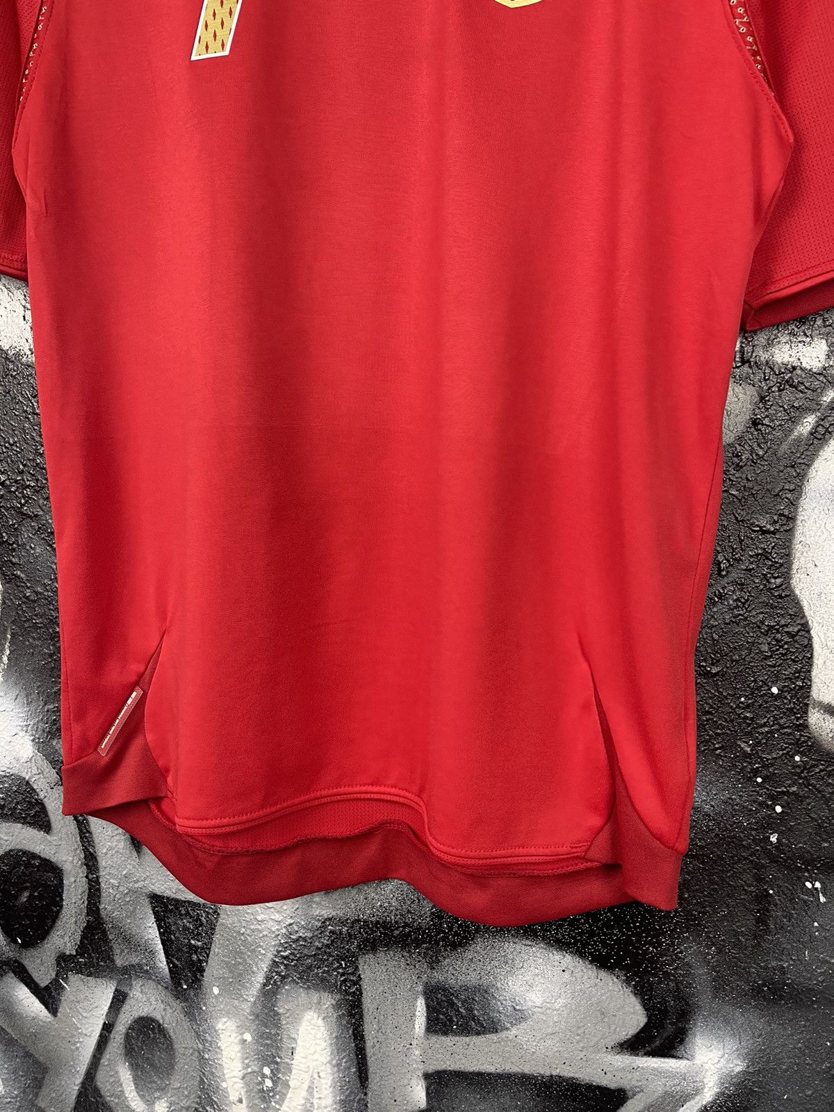 Umbro Umbro England Football Team Vintage Soccer Jersey Youth Size XL #7 Beckham Size US XS / EU 42 / 0 - 8 Thumbnail