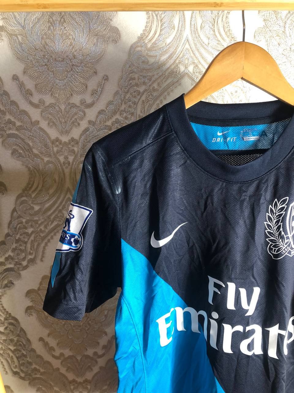 Nike Vintage Nike FC Arsenal London England Soccer Jersey Retro Size US M / EU 48-50 / 2 - 4 Thumbnail