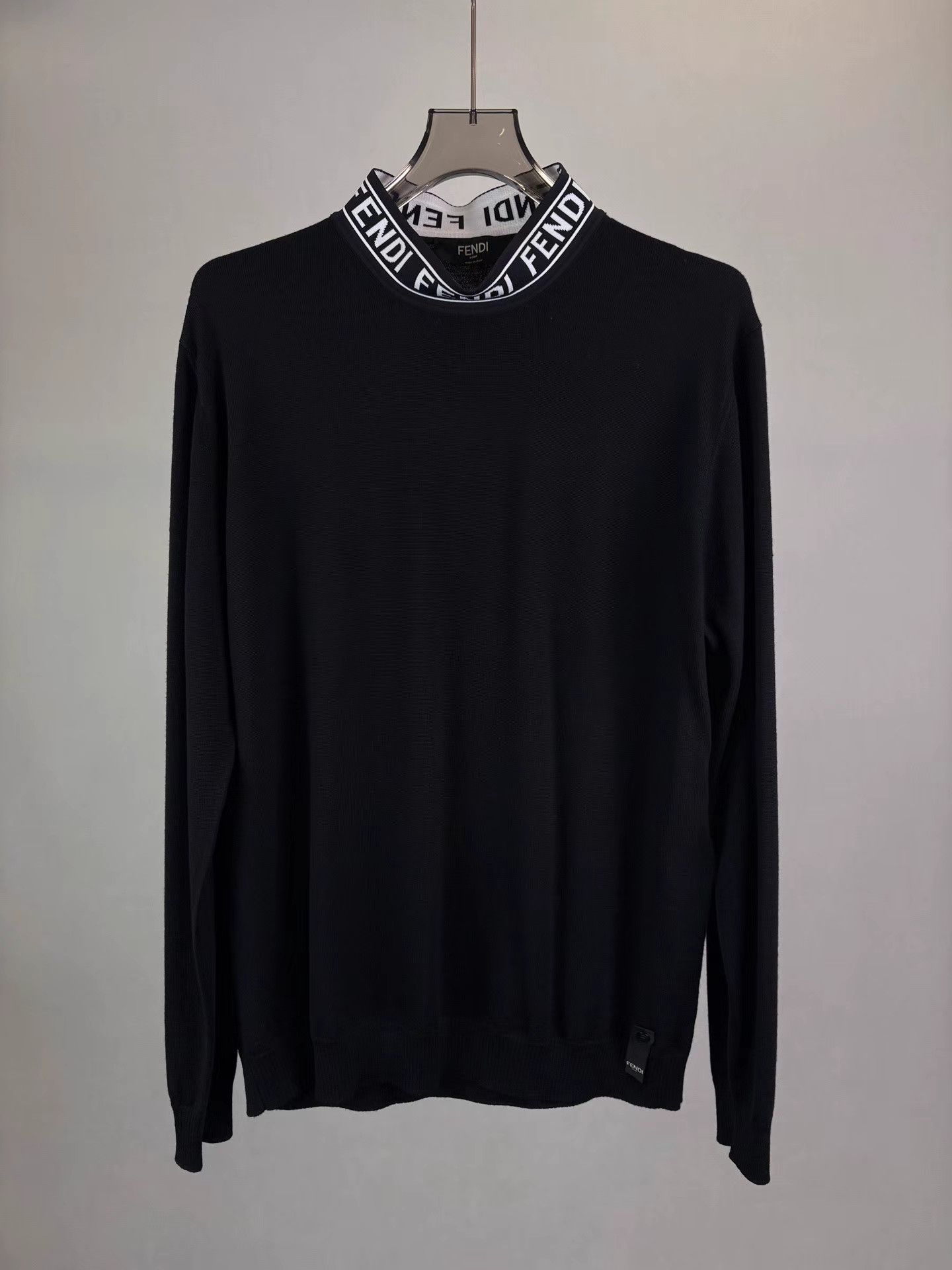 Fendi FENDI Neck Letter Knit Sweater K1 Size US L / EU 52-54 / 3 - 1 Thumbnail