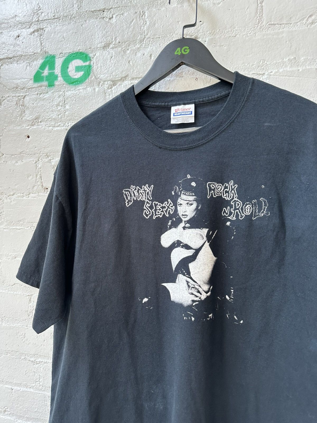 Vintage VINTAGE DIRTY SEX & ROCK & ROLL T Size US XL / EU 56 / 4 - 2 Thumbnail