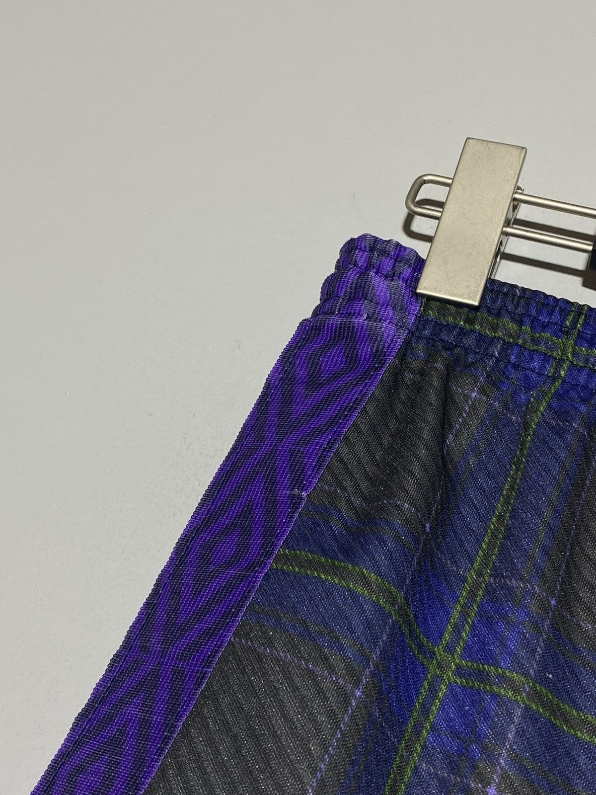 Umbro Vintage 90s Umbro Scotland National Team Rare Shorts Size US 32 / EU 48 - 9 Thumbnail