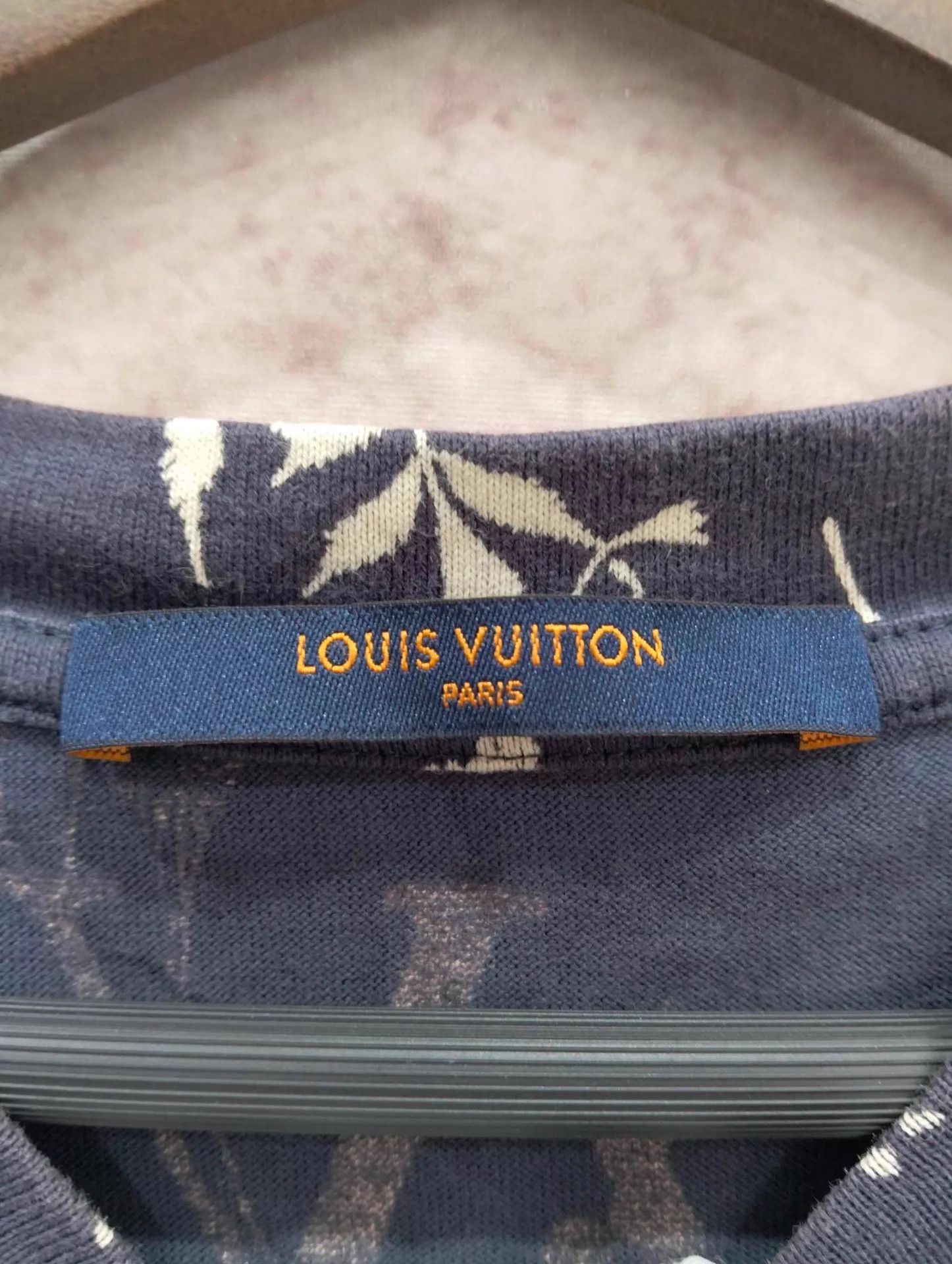 Louis Vuitton LV Logo Crewneck Short Sleeve T-Shirt Size S Size US S / EU 44-46 / 1 - 4 Thumbnail