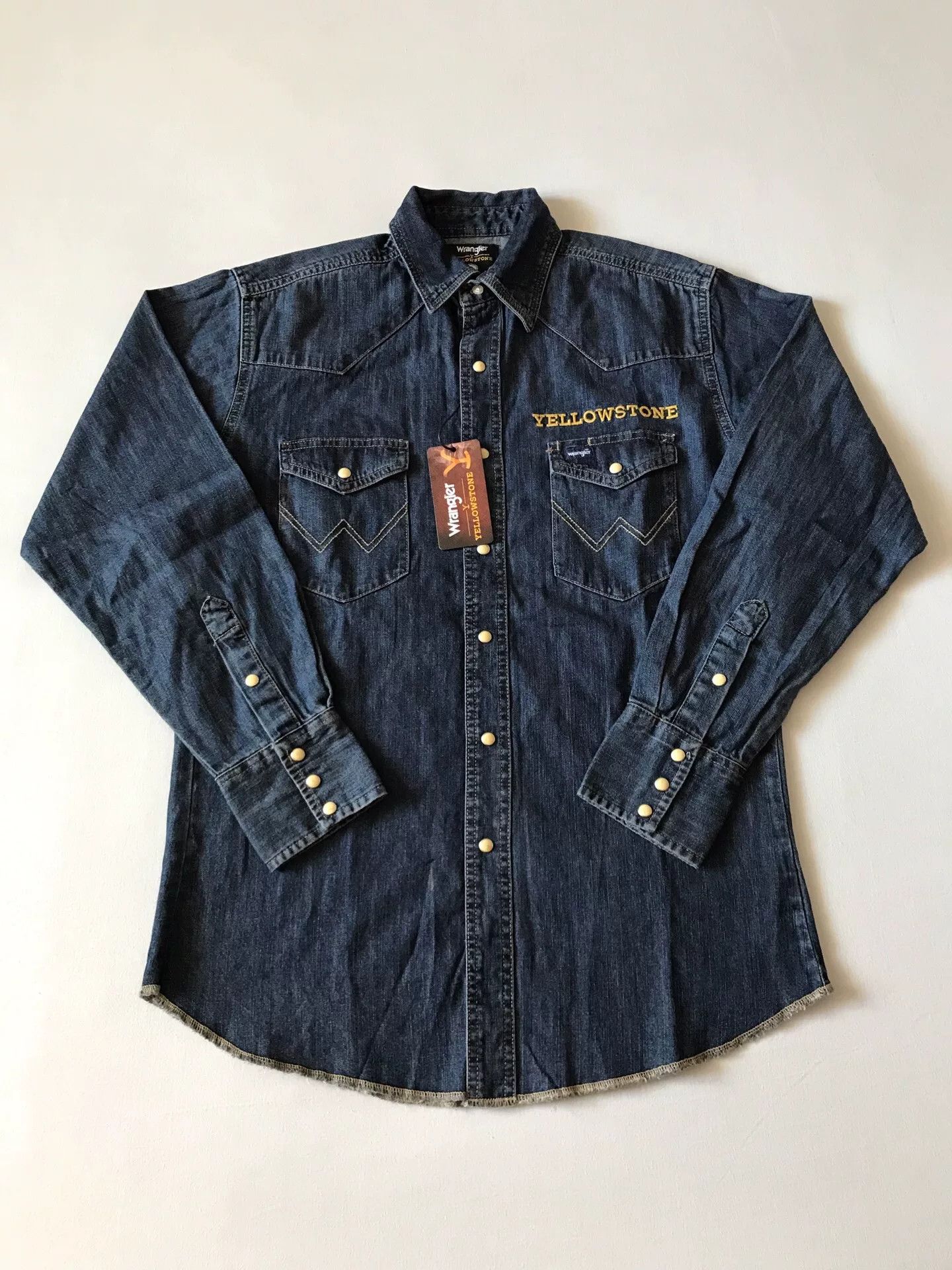 Wrangler Wrangler x Yellowstone Dutton Ranch Western Shirt Size US M / EU 48-50 / 2 - 1 Thumbnail