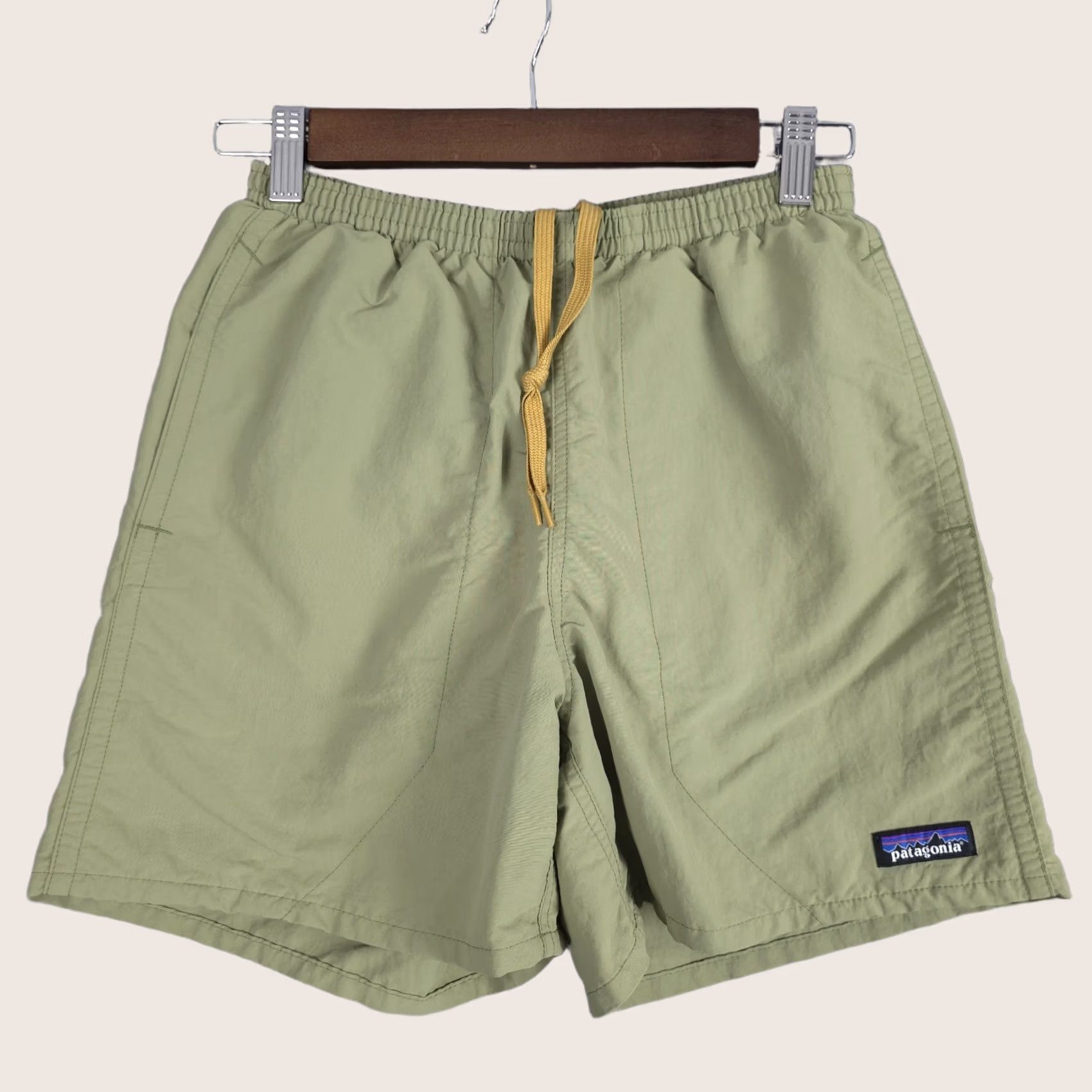 Patagonia × Vintage 90s PATAGONIA GREEN BAGGIES SHORTS LARGE | Grailed