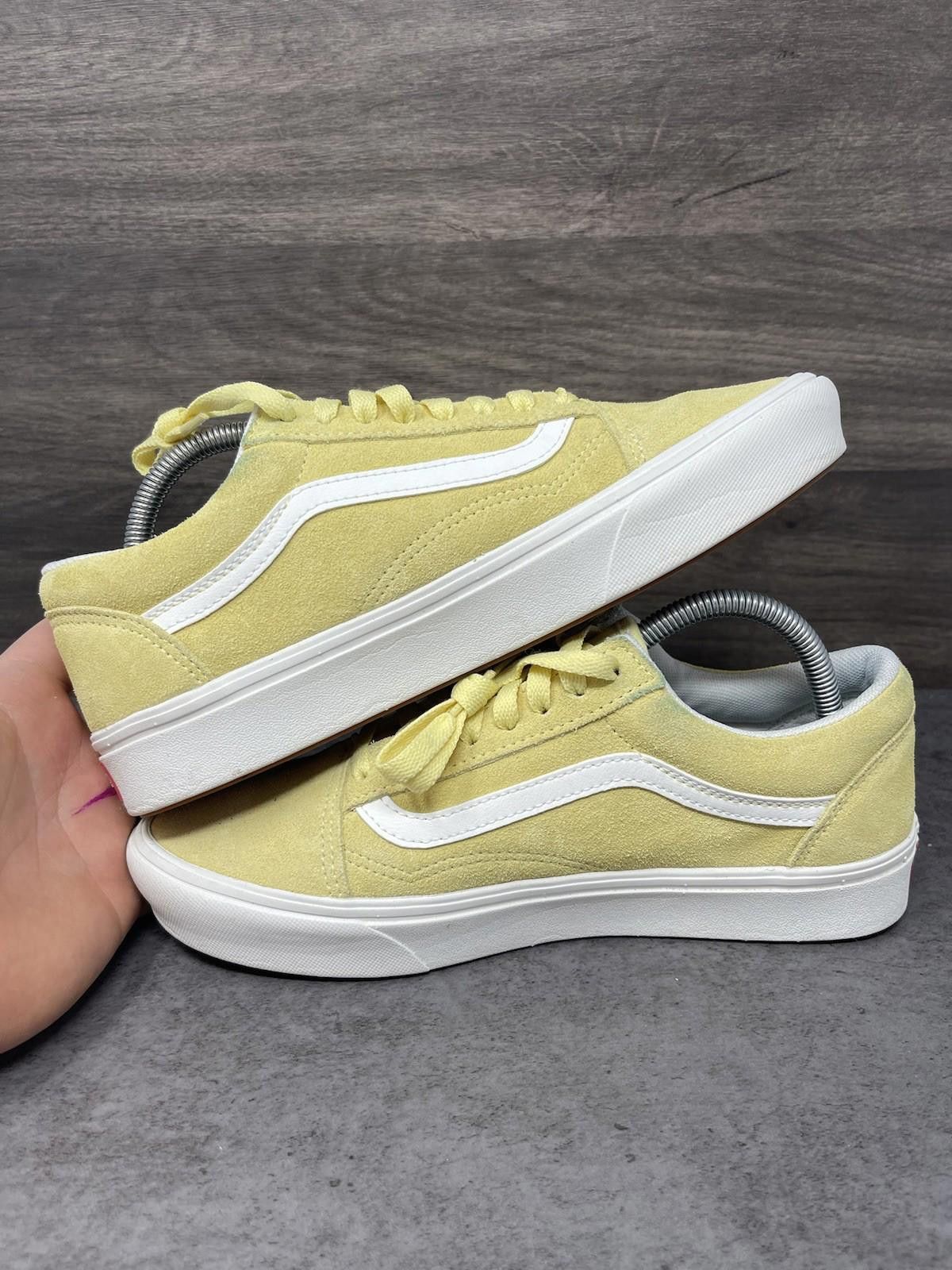 Vans Vans Old Skool Shoes Mens Size 8 Yellow Low Top Sneakers Size US 8 / EU 41 - 7 Thumbnail