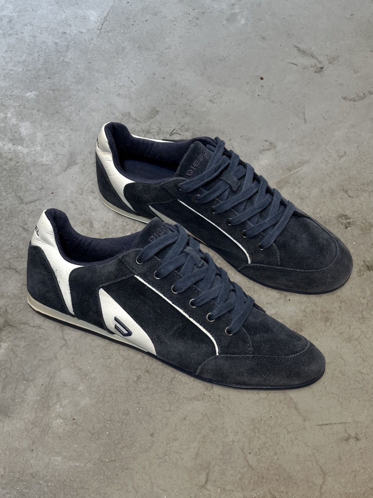 Diesel (SS15) WANTED LOW TOP Size US 10 / EU 43 - 3 Thumbnail