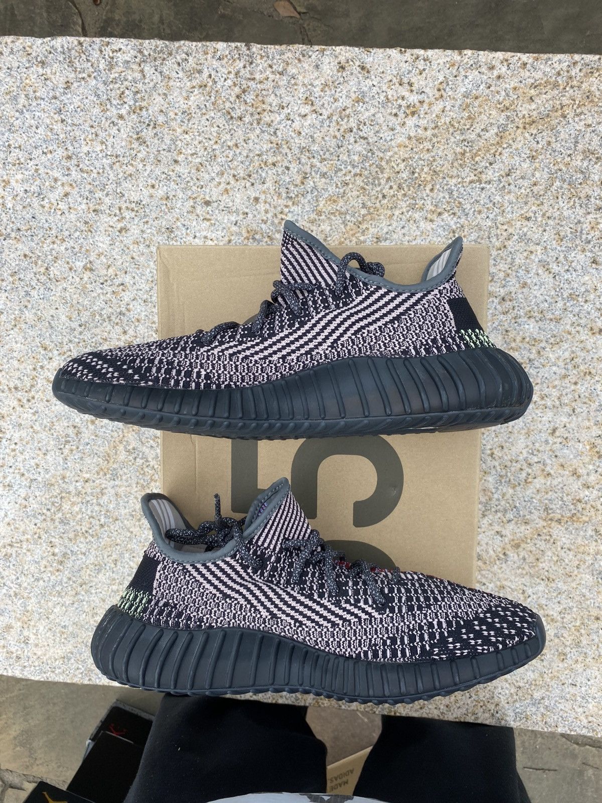 Adidas Yeezy Boost 350 V2 Yecheil Non-Reflective FW5190 Men SZ 10 Size US 10 / EU 43 - 2 Thumbnail