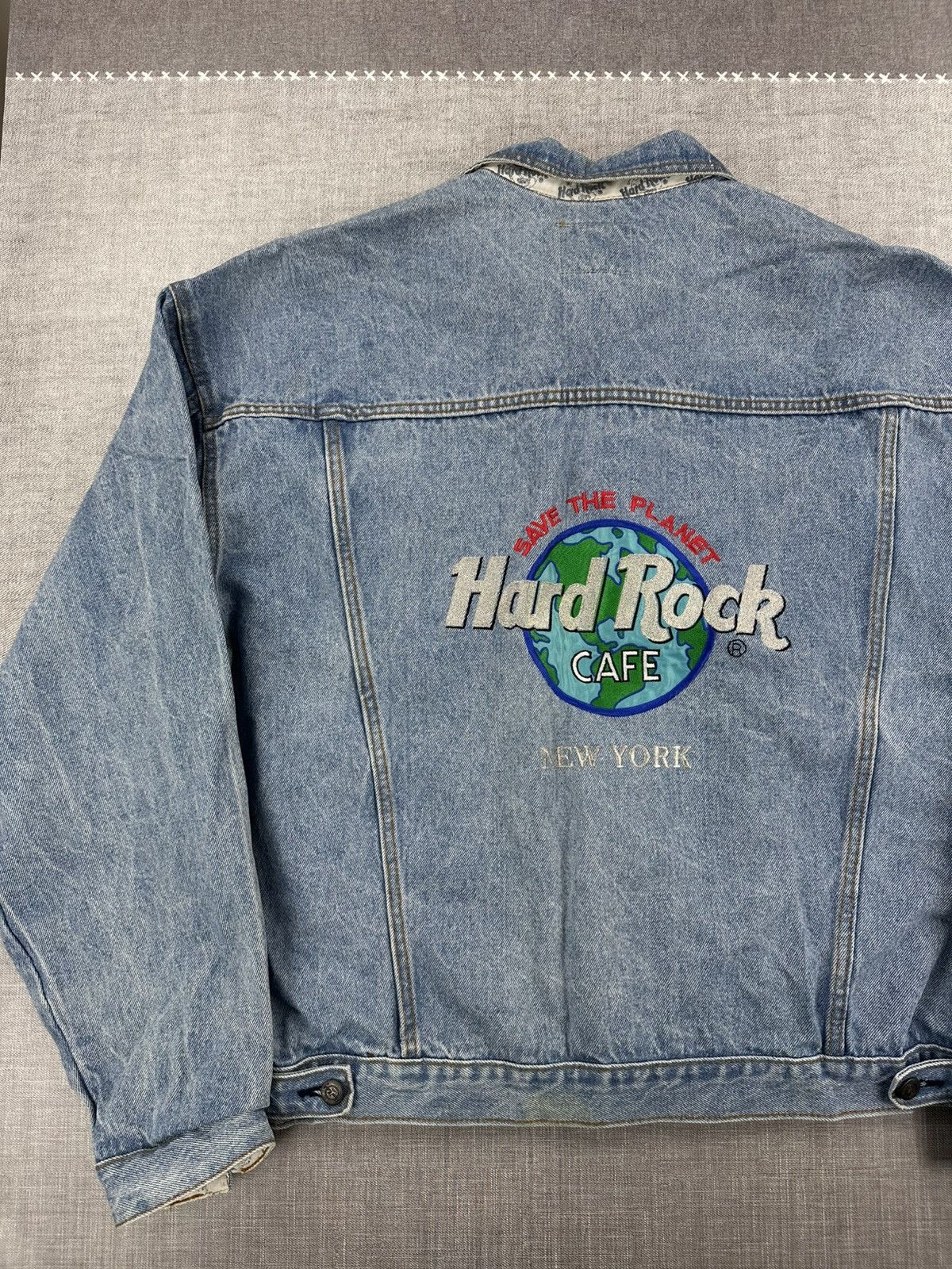 Hard Rock Cafe Vintage Hard Rock Cafe New York Embroidered Denim Jacket XXL Size US XXL / EU 58 / 5 - 3 Thumbnail