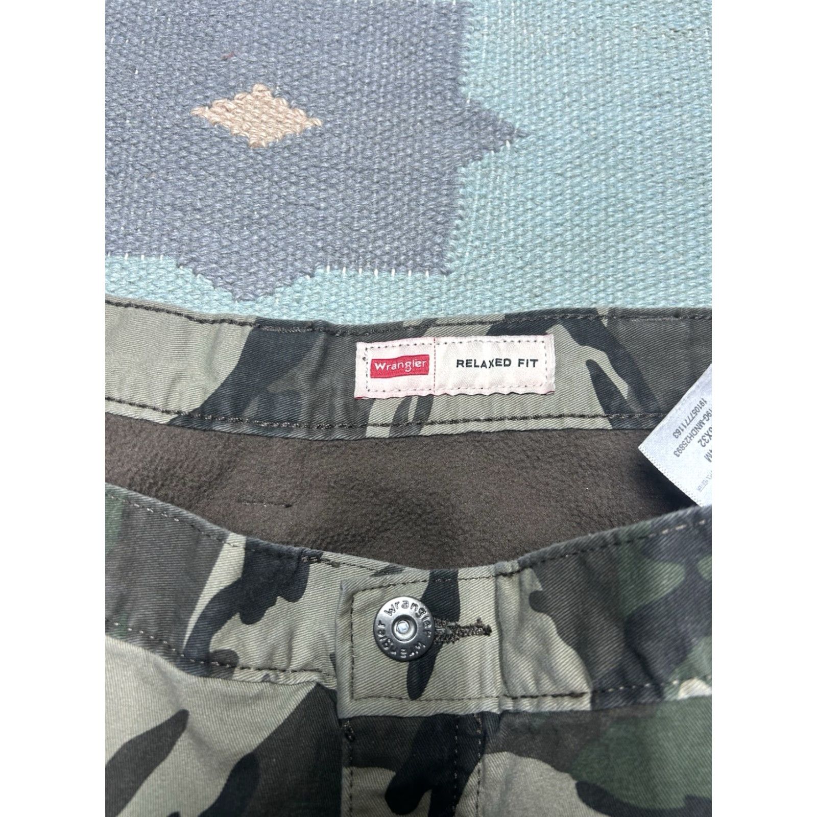 Wrangler VINTAGE Wrangler fleece lined camo cargo pants relaxed fit woodland 38x31 Men's Pants Size US 38 / EU 54 - 4 Thumbnail