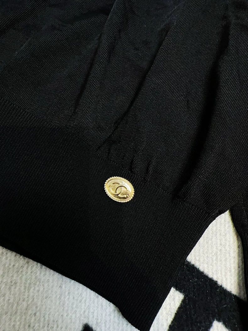 Chanel Chanel 20A Black High-Waist Knit Top Size M / US 6-8 / IT 42-44 - 4 Thumbnail