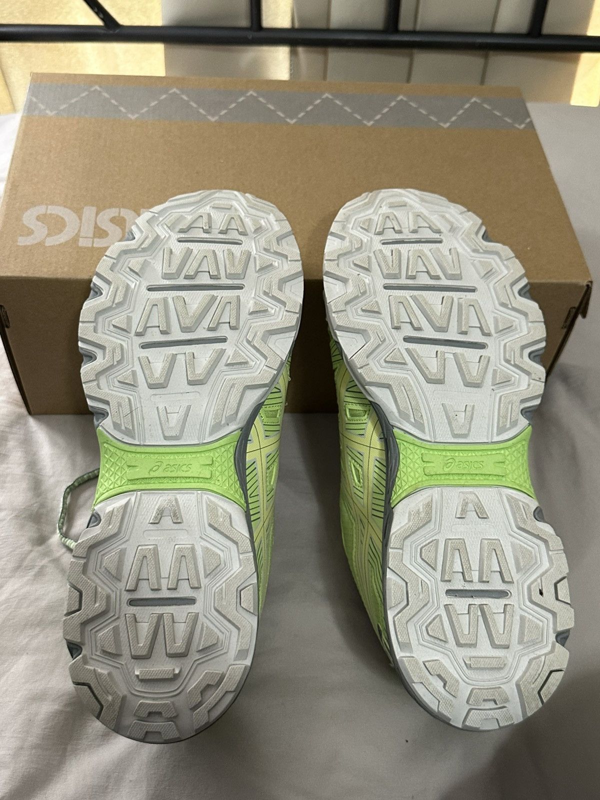 Asics × Kiko Kostadinov HN1-S Gel-Venture 7 Lime Green Size US 10 / EU 43 - 8 Thumbnail