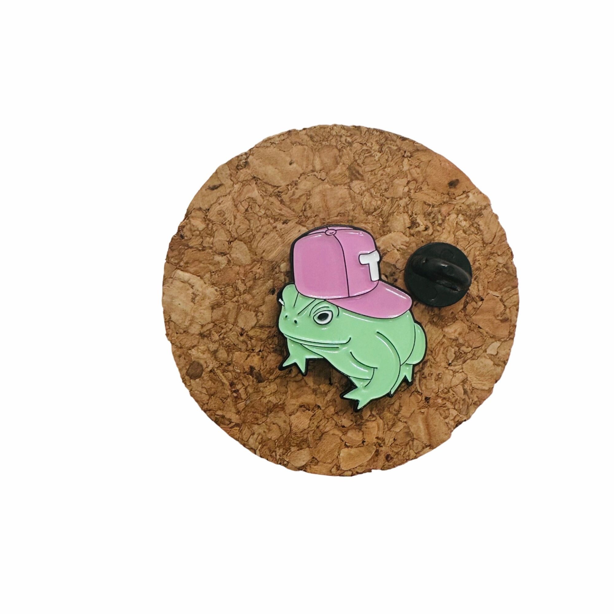 Other ☀️Frog With Hat Green Frogo Cool Toad Baseball Cap Metal Pin Size ONE SIZE - 4 Thumbnail