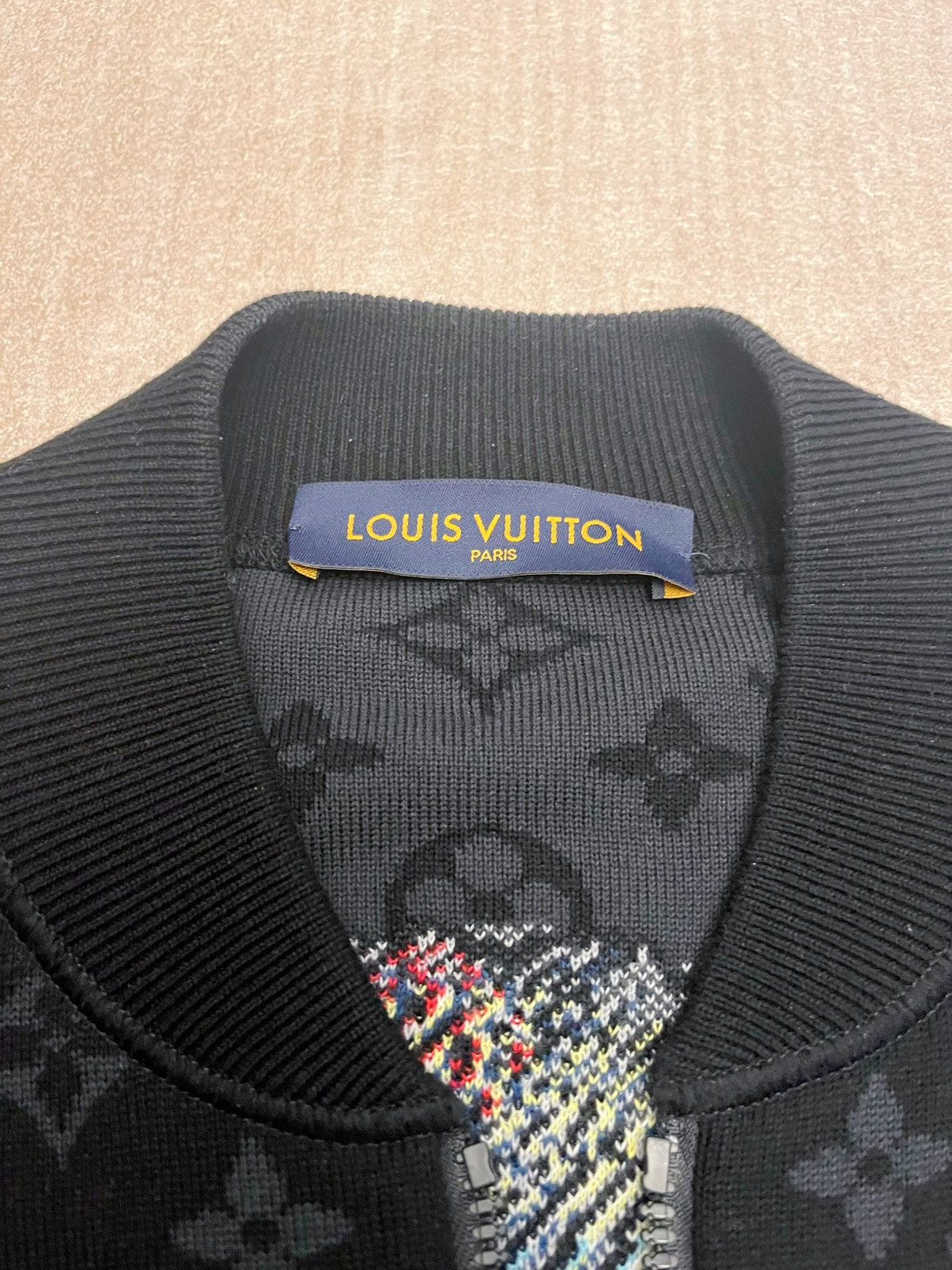 Louis Vuitton Louis Vuitton luxury wool knit cardigan jacket Size US L / EU 52-54 / 3 - 3 Thumbnail