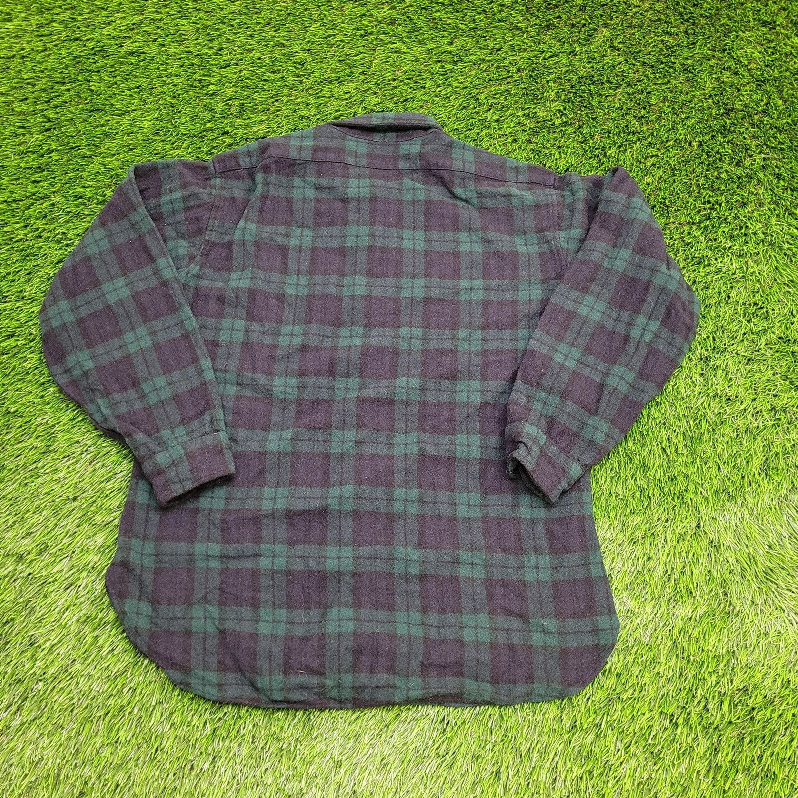 Pendleton Vintage Pendleton Flannel Button Shirt L 21x27 Shadow Plaid Size US L / EU 52-54 / 3 - 2 Thumbnail