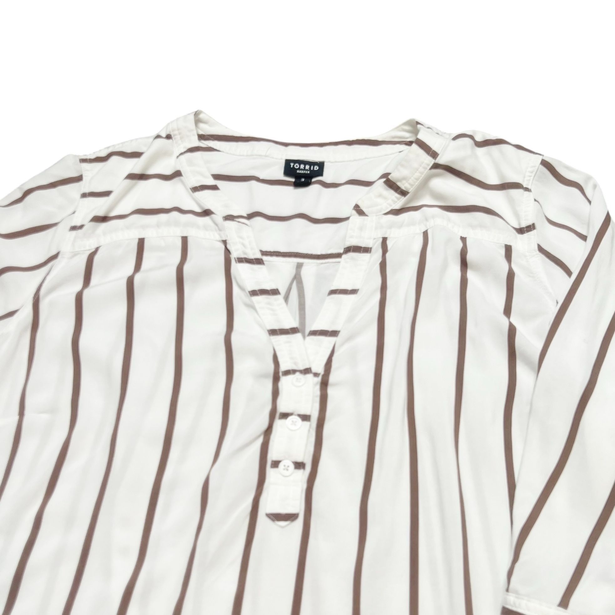 Torrid Torrid Harper Top Womens Size 3X (Torrid Size 3) White Brown Size 3XL / US 20-22 - 2 Thumbnail