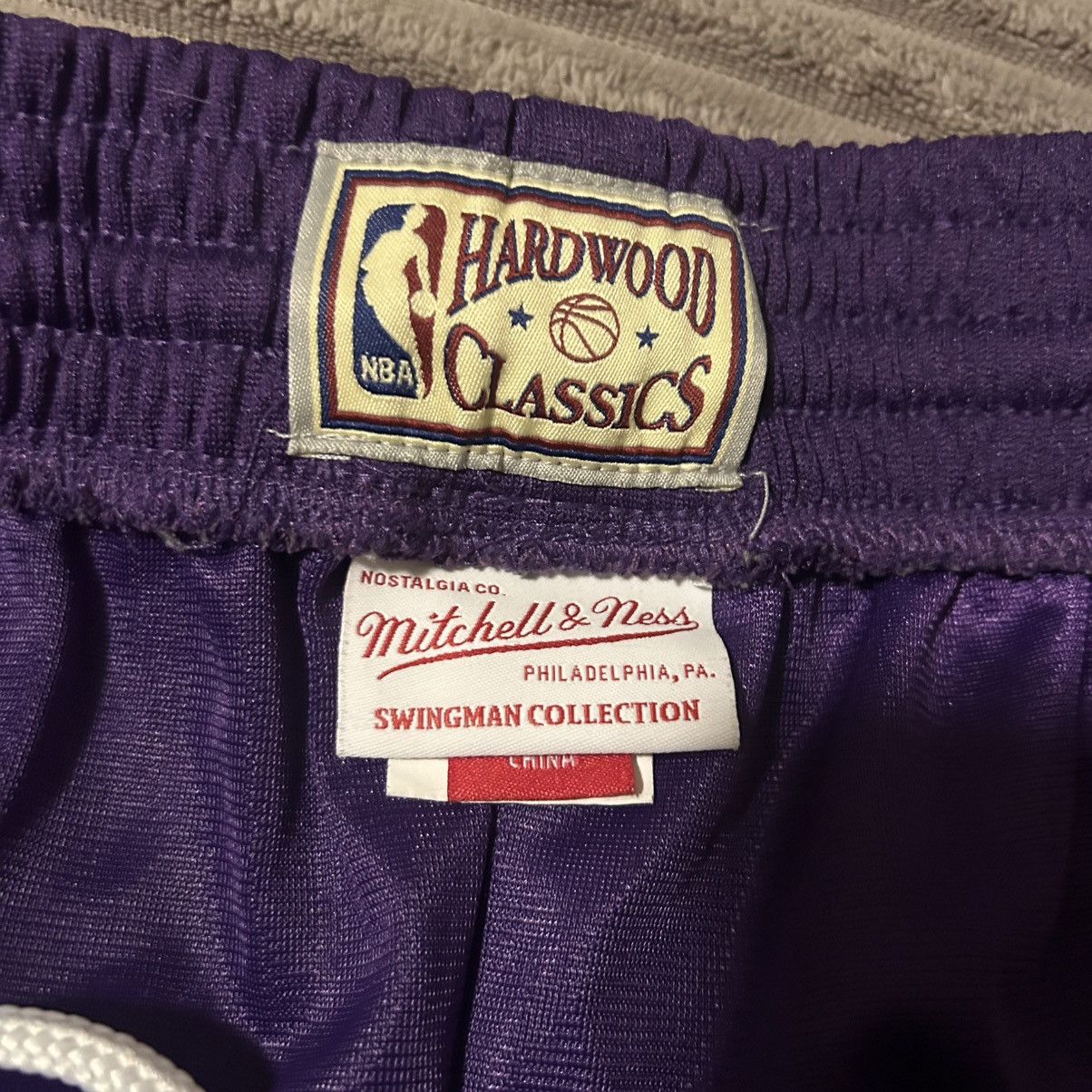 Mitchell & Ness Los Angeles Lakers 1984-85 Mitchell Ness Size US 40 / EU 56 - 3 Thumbnail