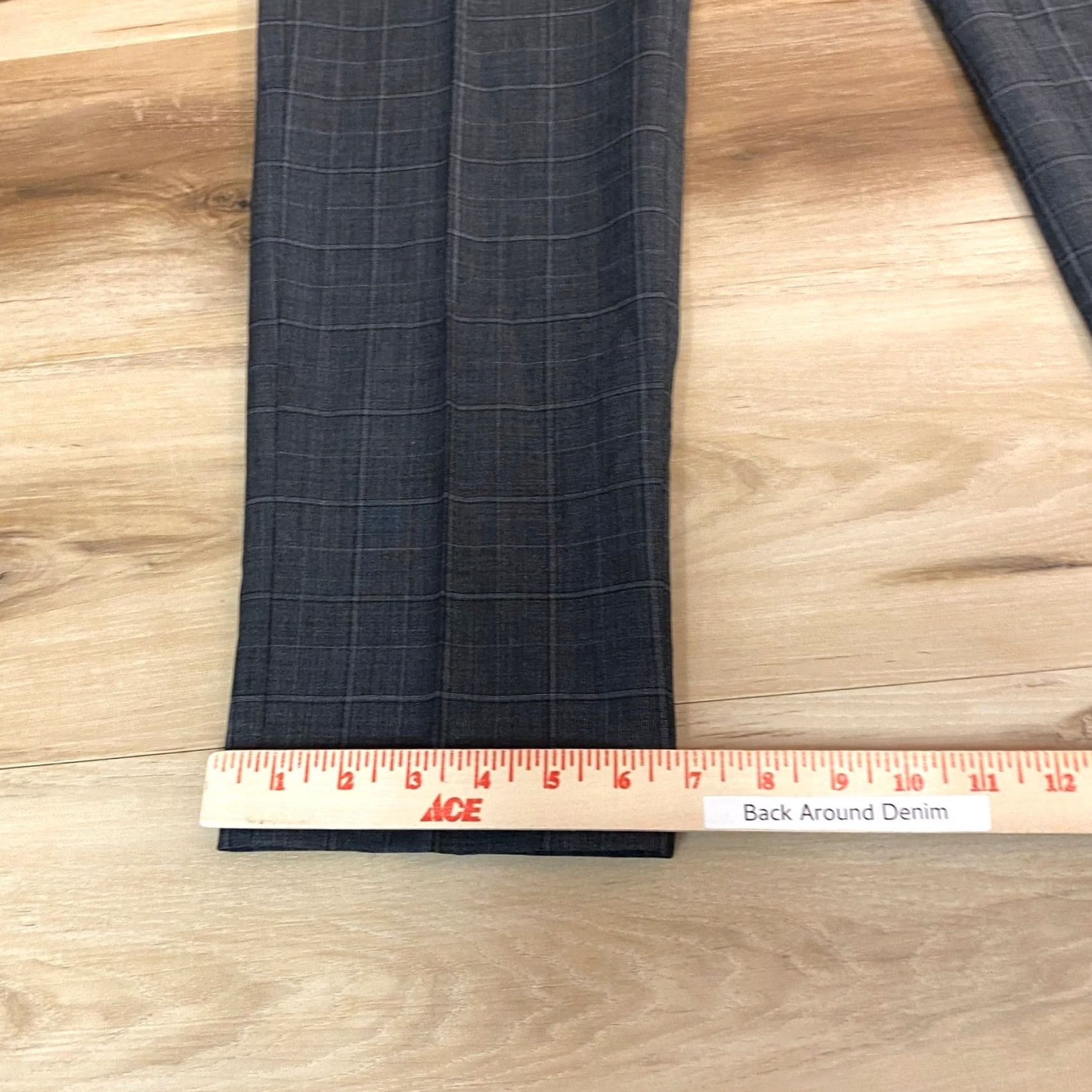 Club Monaco Club Monaco Sutton Slim Fit Wool Blend Plaid Dress Pants Mens 31x29 Grey Size US 31 - 7 Thumbnail