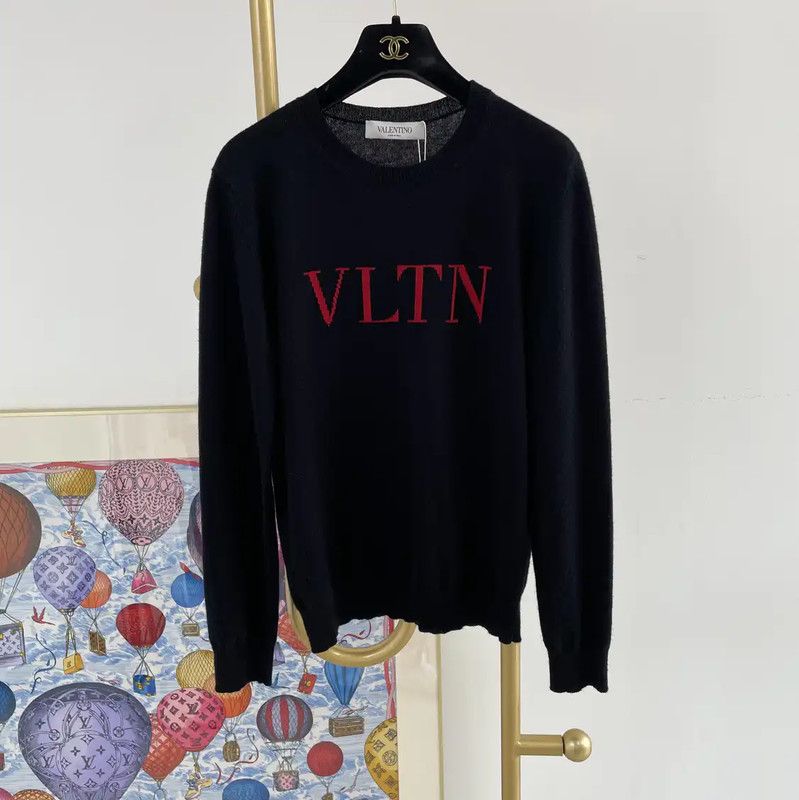 Valentino Valentino Black Wool Logo Sweater for Women 0089 Size M / US 6-8 / IT 42-44 - 1 Thumbnail