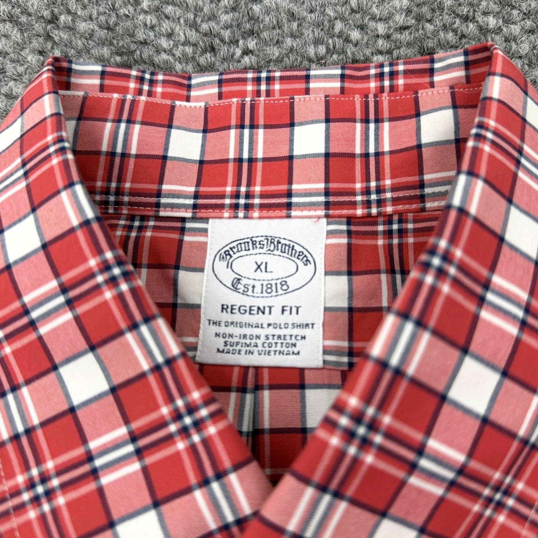 Brooks Brothers Brooks Brothers Non-Iron Button Down Shirt XL Red Plaid Regular Fit Mens Size US XL / EU 56 / 4 - 4 Thumbnail