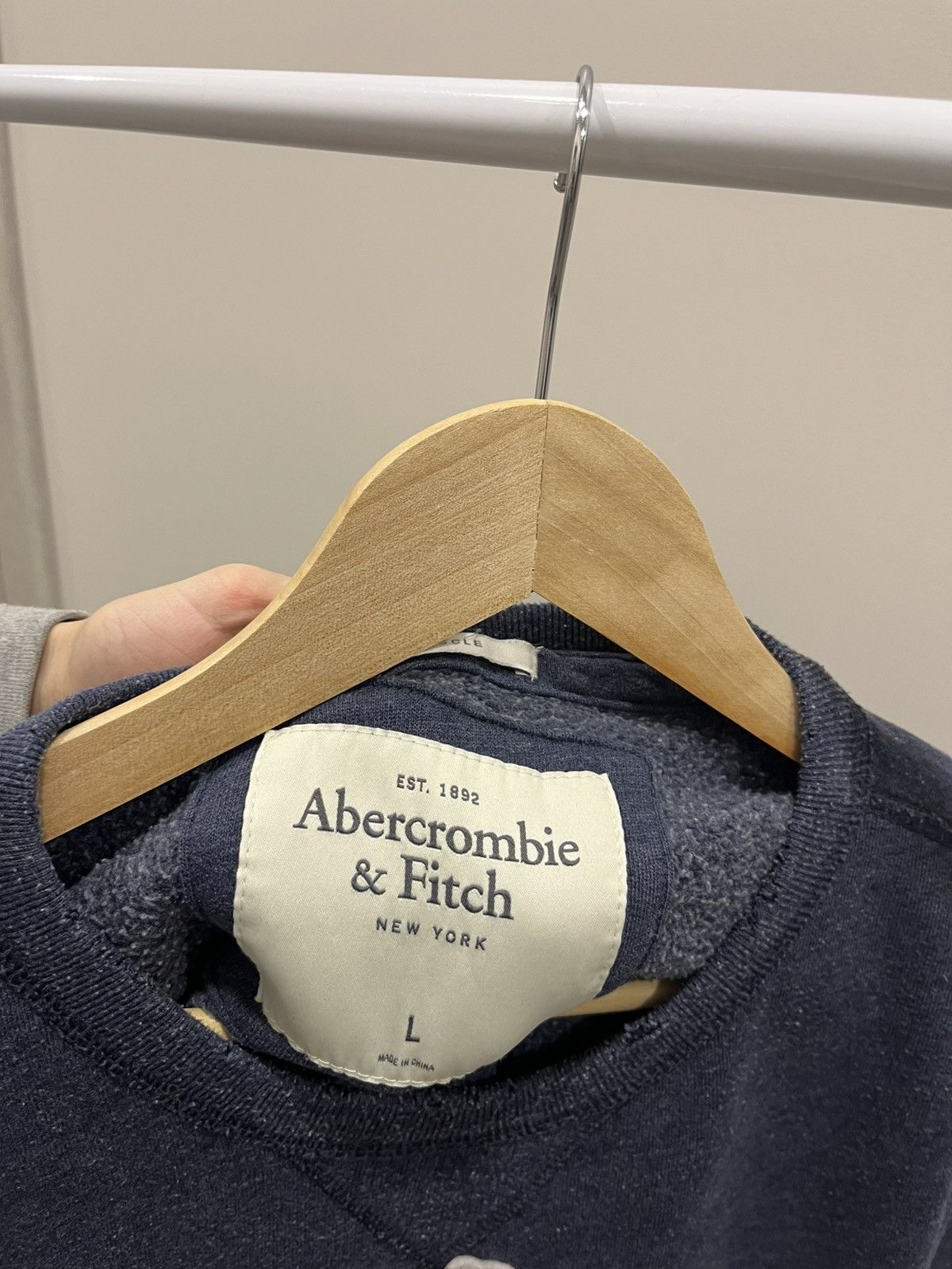 Abercrombie & Fitch Vintage Avangard Abercrombie Fitch Sweatshirt Crewneck Size US L / EU 52-54 / 3 - 4 Thumbnail