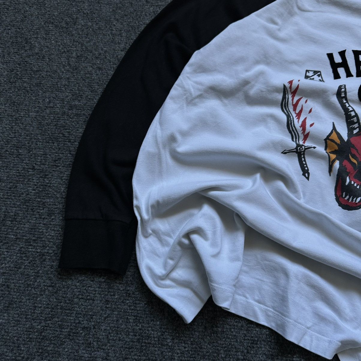 StrangeLove Skateboards VTG Strange Things Long-sleeve T-shirts Helfire Club Size M Size US M / EU 48-50 / 2 - 5 Thumbnail