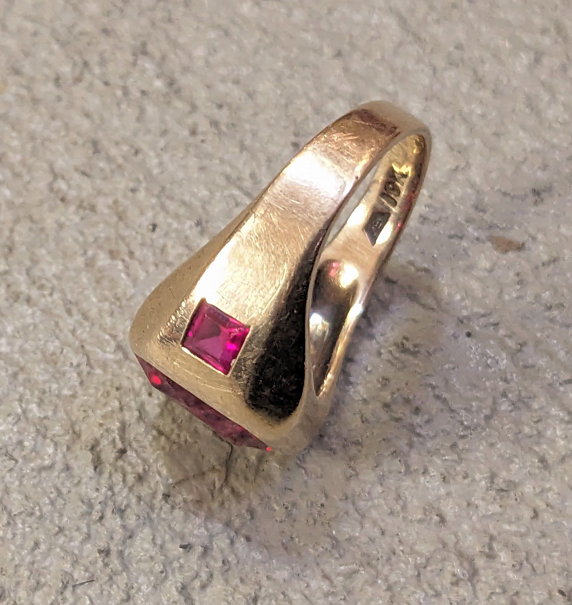 Jewelry Vintage 10K Gold Ring Size 10 Lab Ruby Red Modern Size ONE SIZE - 11 Thumbnail