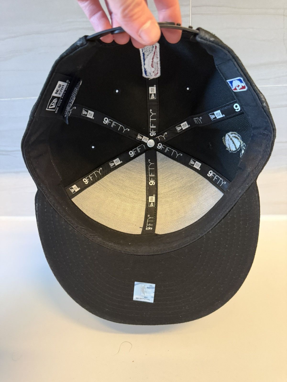 New Era Toronto Raptors 2019 NBA Championship Hat Size ONE SIZE - 11 Thumbnail