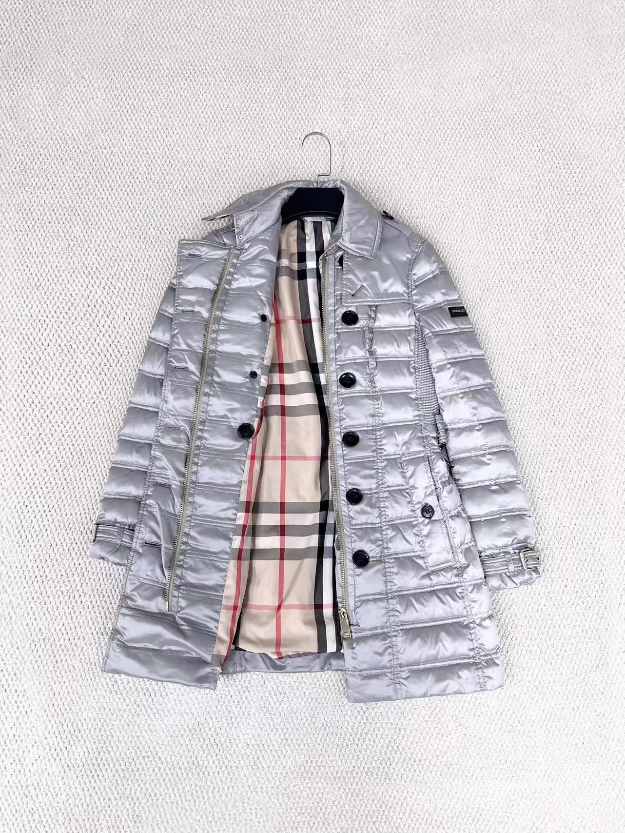Burberry Burberry Silver Striped Double-Breasted Hidden Zip Check Lining XS Size XS / US 0-2 / IT 36-38 - 4 Thumbnail