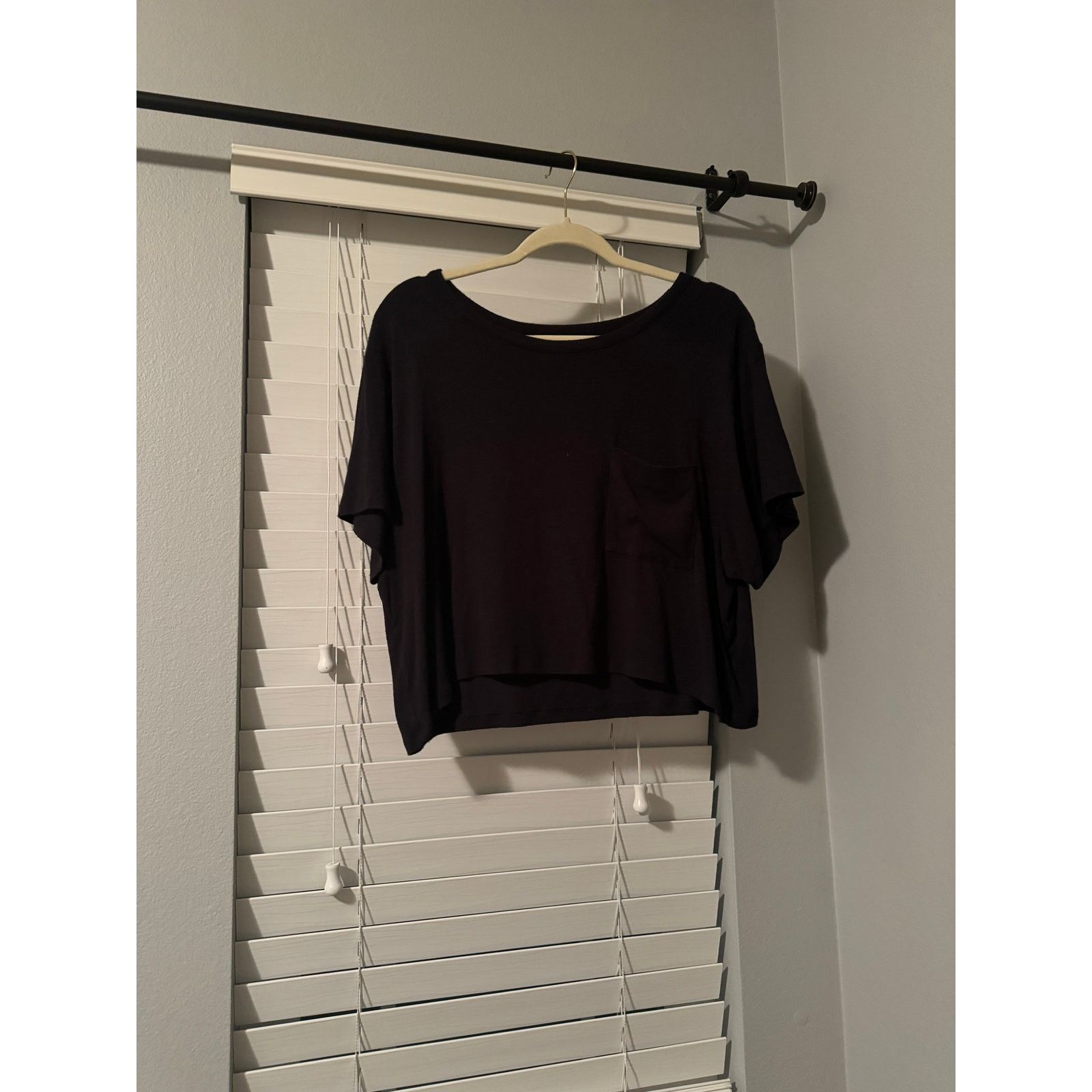 American Eagle Outfitters AE Black Soft & Sexy Oversized Pocket T-Shirt Size XL Size XL / US 12-14 / IT 48-50 - 3 Thumbnail