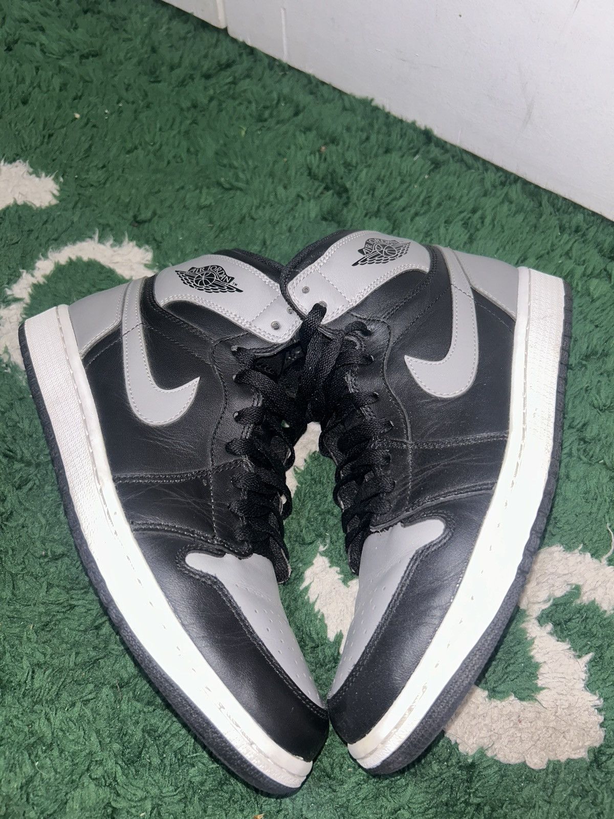 Jordan Brand Size 8.5 - Air Jordan 1 Retro OG 2013 High Shadow Preowned Size US 8.5 / EU 41-42 - 2 Thumbnail