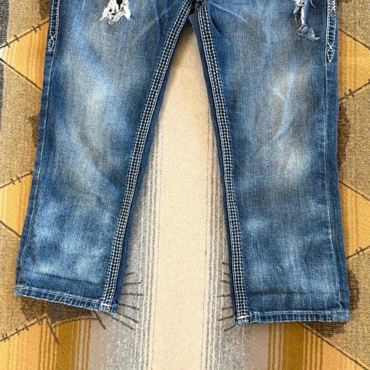 Vintage Rock Revival Alexia Capri Jeans Women's Size 27 Blue Wash Denim Low Stretch Flaps Regular Size 27" / US 4 / IT 40 - 6 Thumbnail