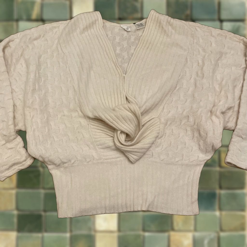 Vintage VINTAGE Women’s Cream Open Front Knot Angora Wool Dolman L Sweater Italy Knit Wool Blend Regular Fit Mens? Size L / US 10 / IT 46 - 1 Thumbnail